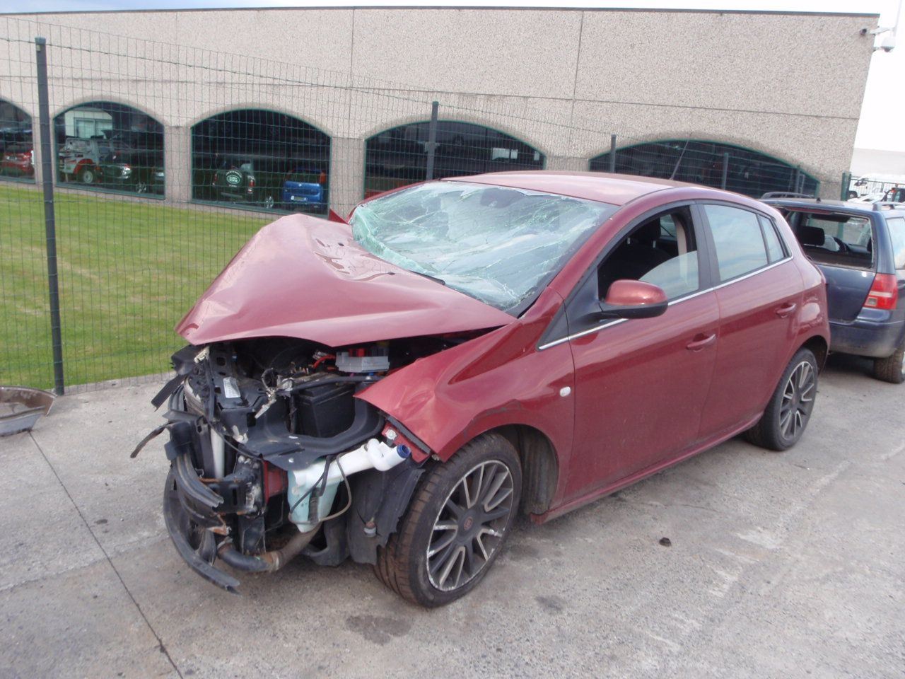 Deur links voor Fiat BRAVO II 2007 - 10