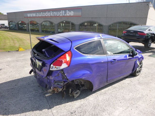 porte AV D Ford FIESTA 6 2012 - 17