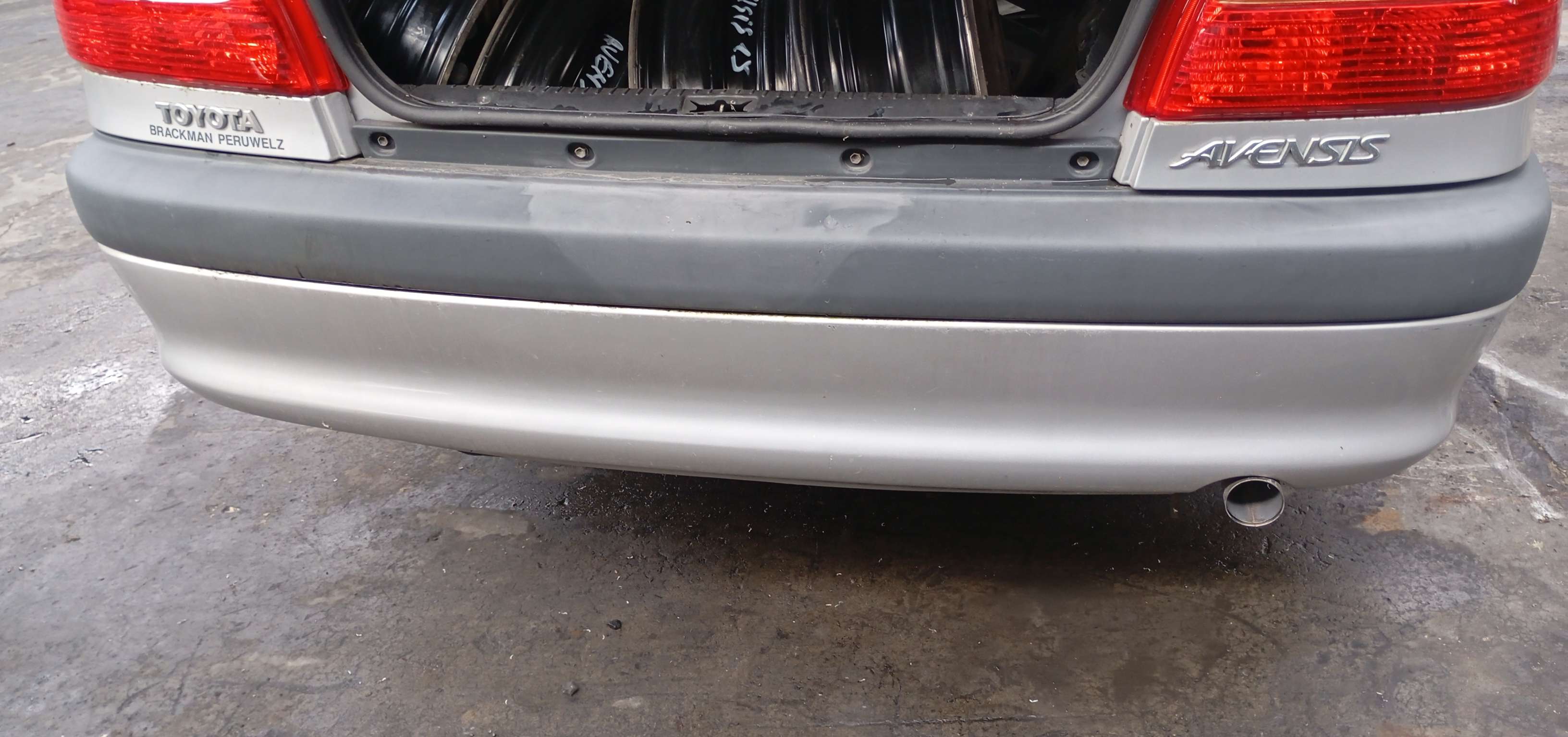 Bumper achter Toyota AVENSIS I 1997 - 02