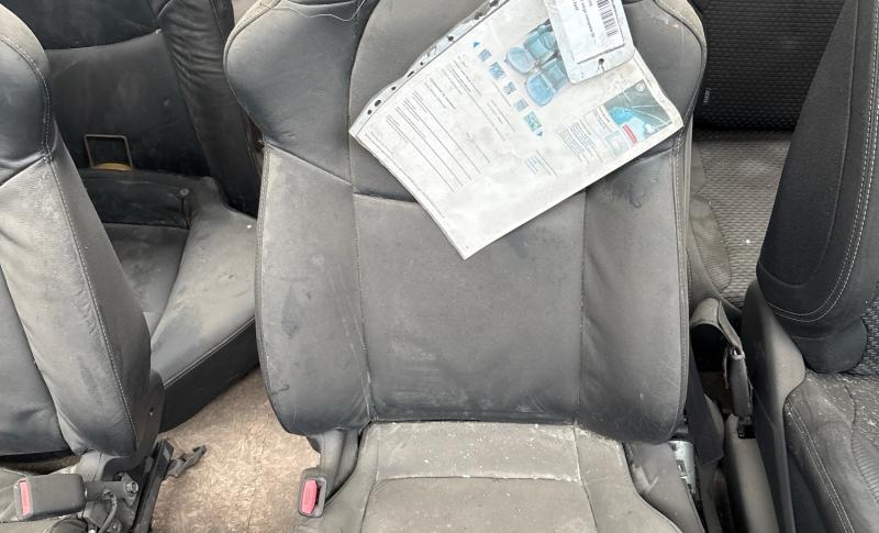 kompletter Innenraumsitz