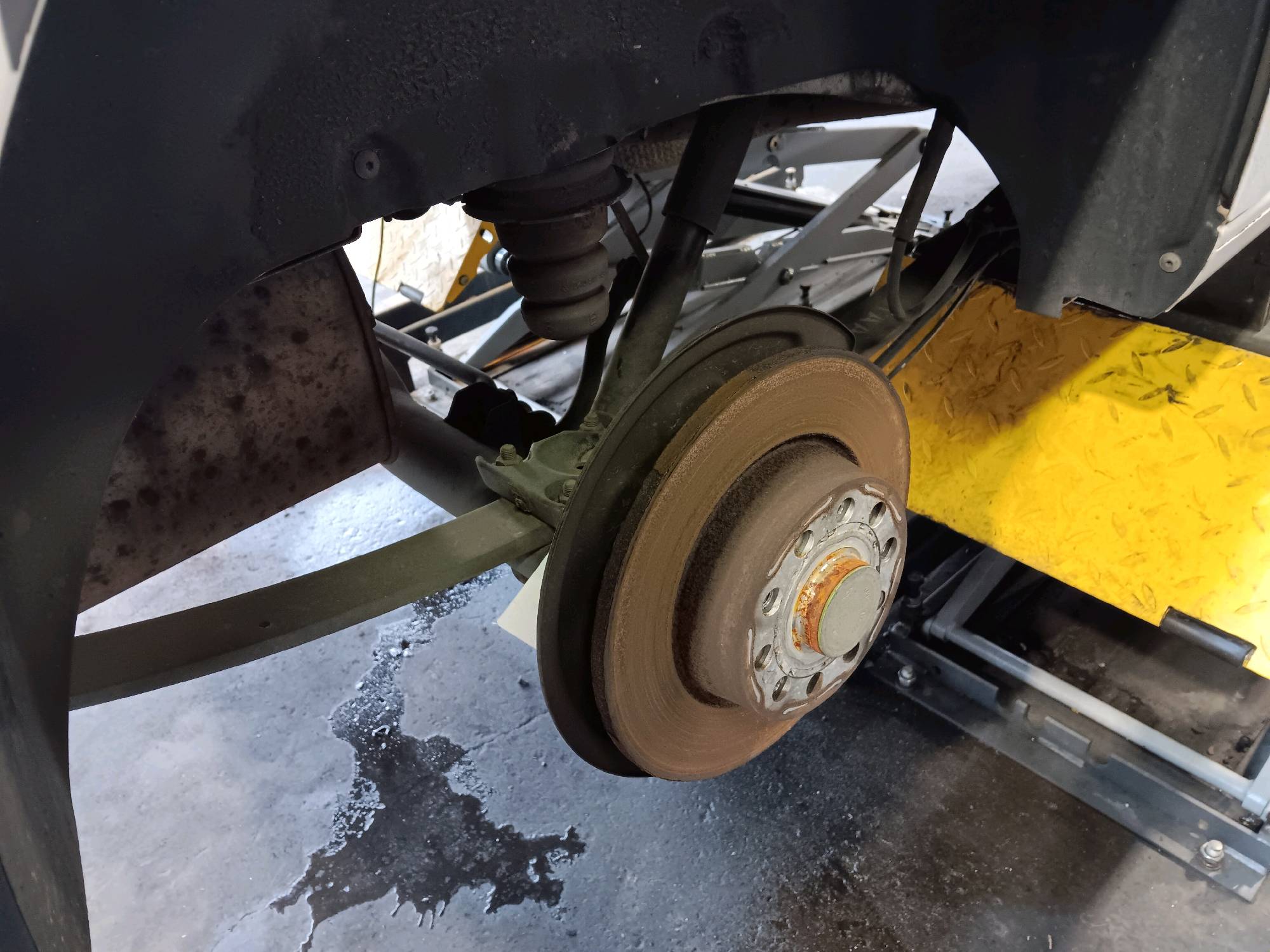 pont arrière Vw CADDY 2015 - 20 (2k)