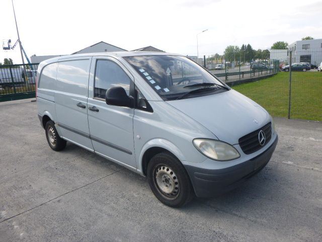 aile avant droite Mercedes-Benz VITO W639 2003 - 14