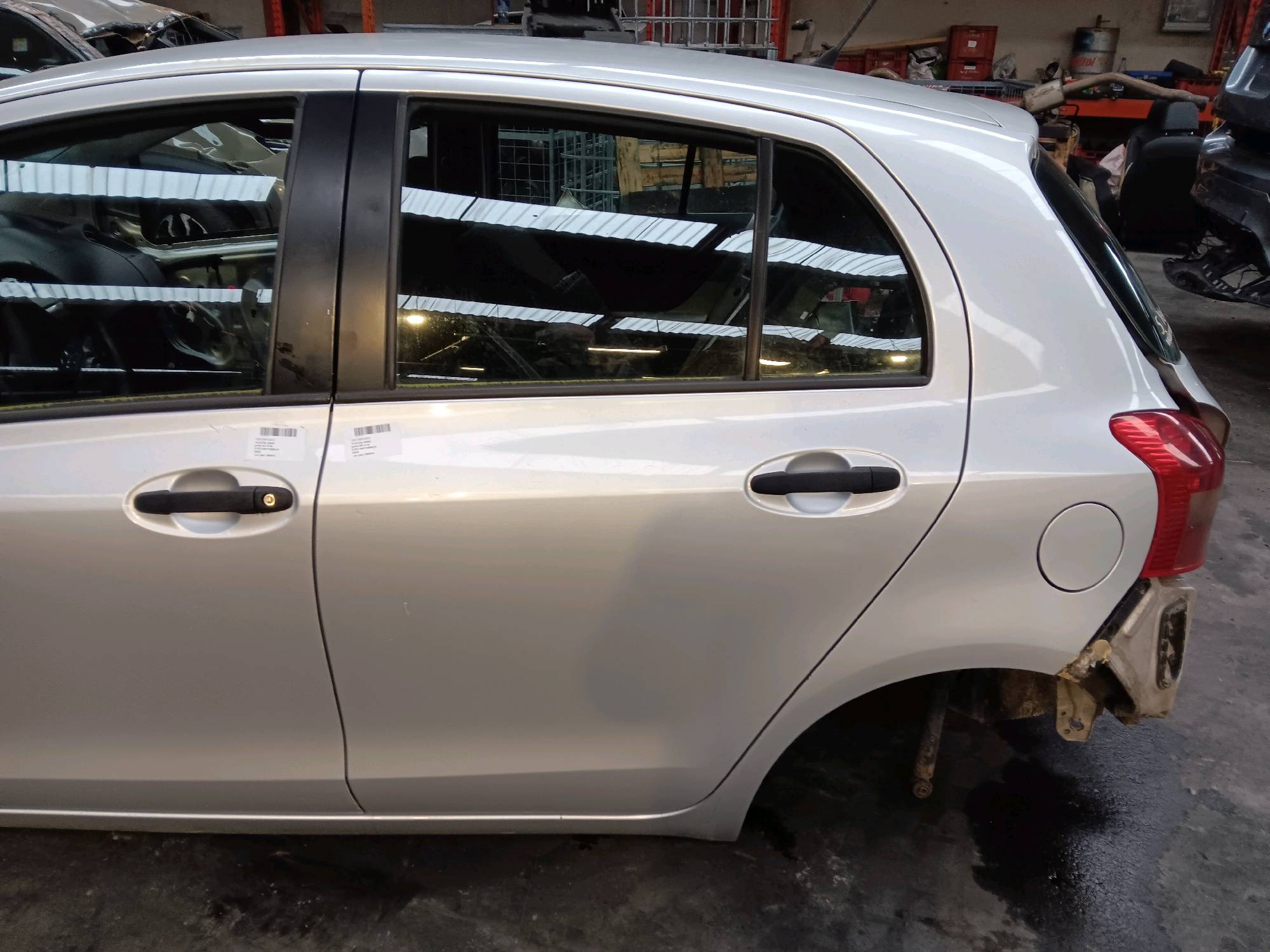 Deur links achter Toyota Yaris