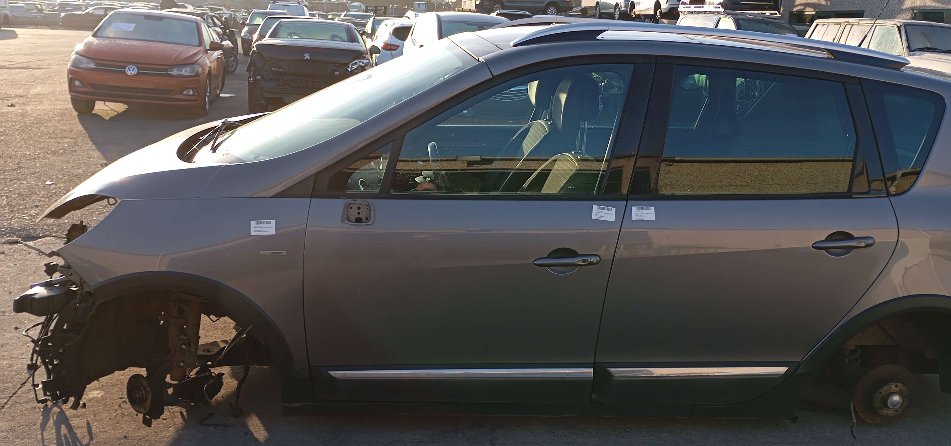 Deur links voor Renault SCENIC III 2009 - 16