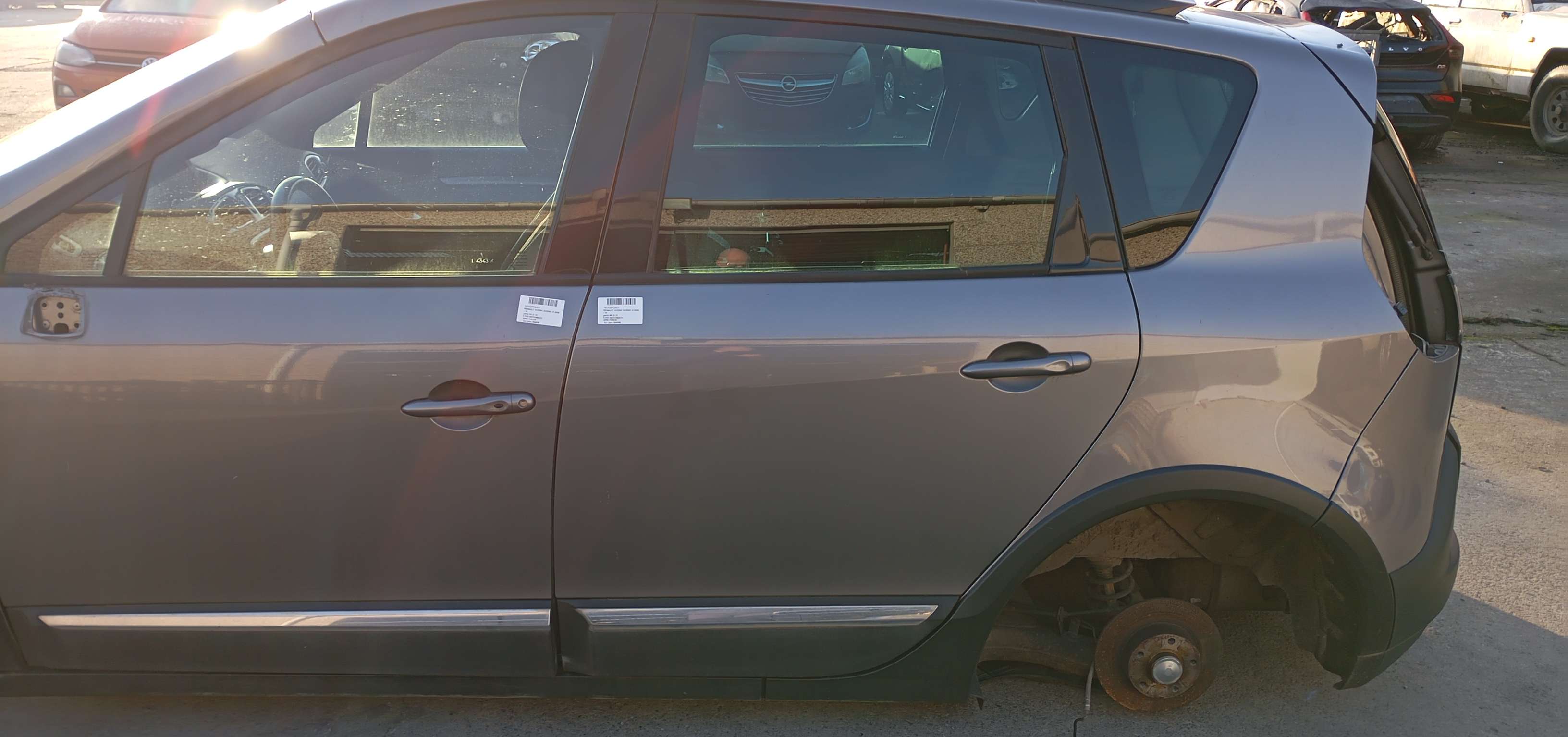 Deur links achter Renault SCENIC III 2009 - 16