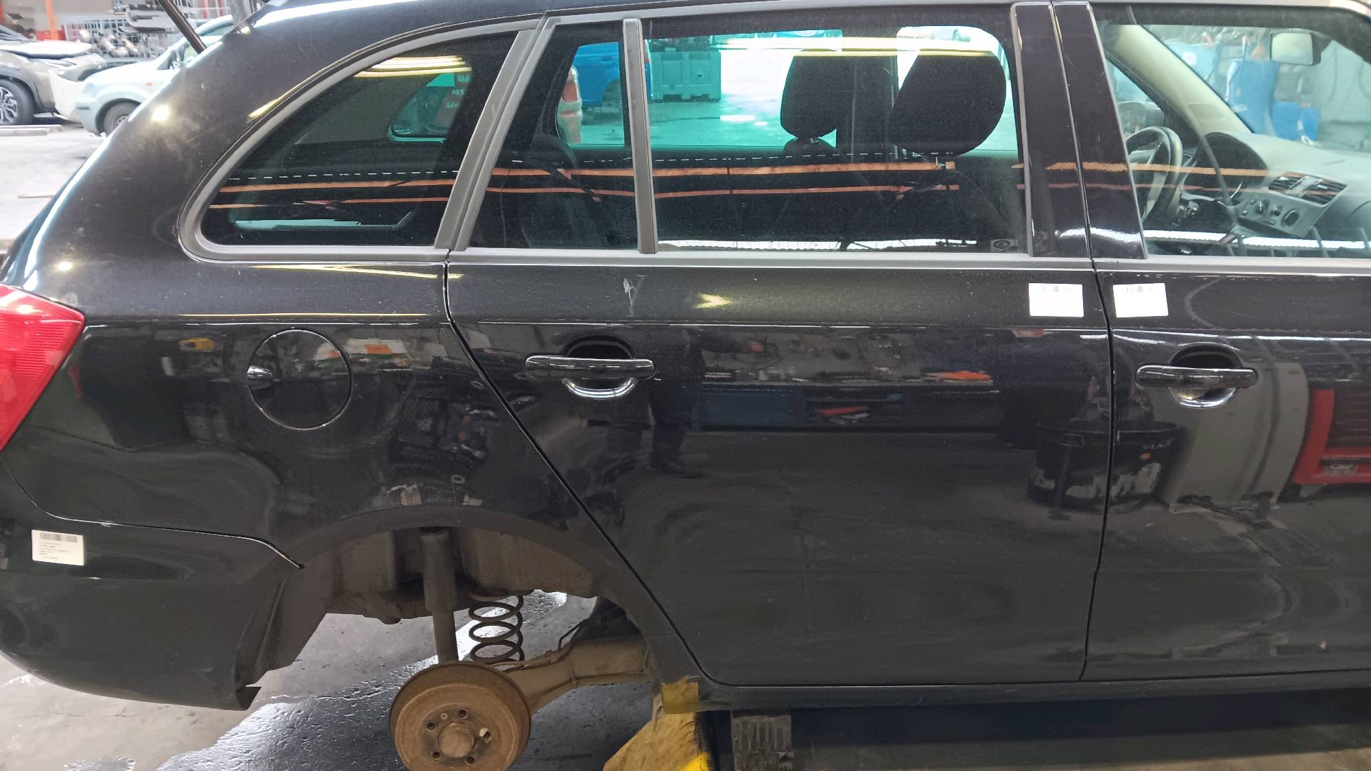 porte AR D Skoda FABIA II 2010 - 14