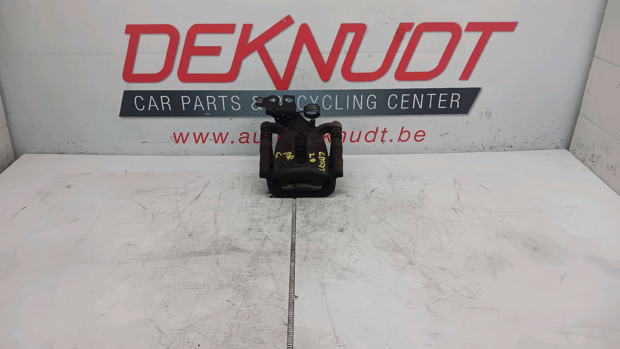 Remschijf links ACHTER Vw CADDY 2015 - 20 (2k)