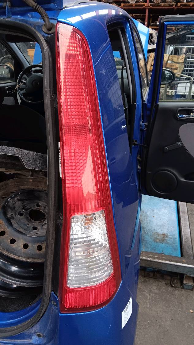 feu ARD Daihatsu Cuore