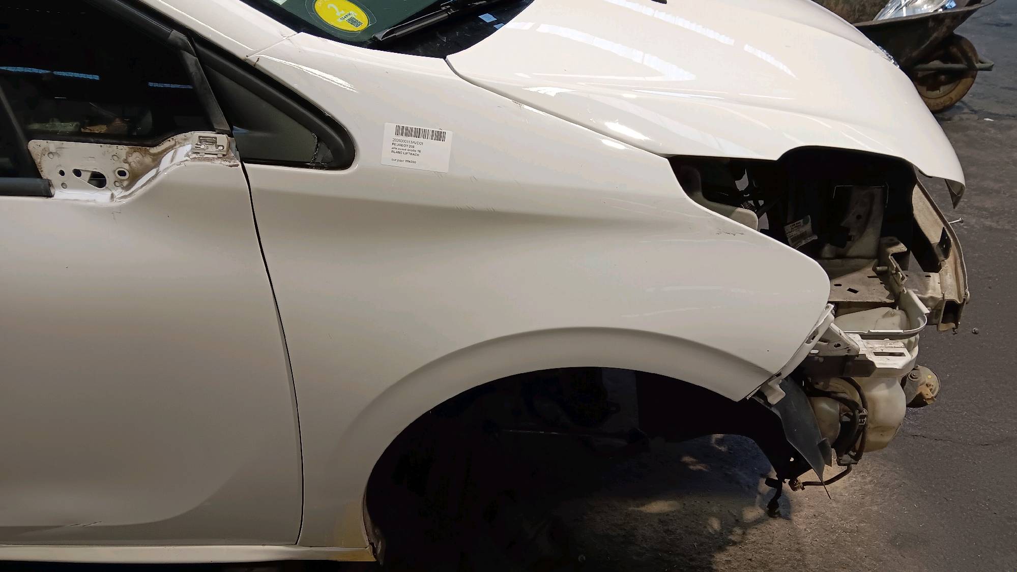 aile avant droite Peugeot 208 I 2012 - 2015