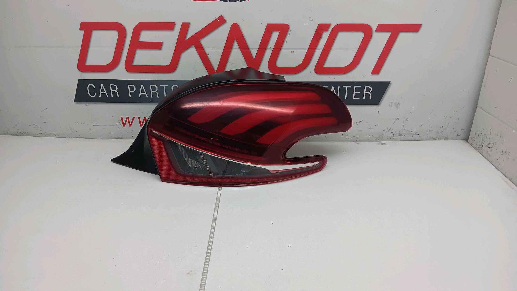 feu ARD Peugeot 208 I 2012 - 2015