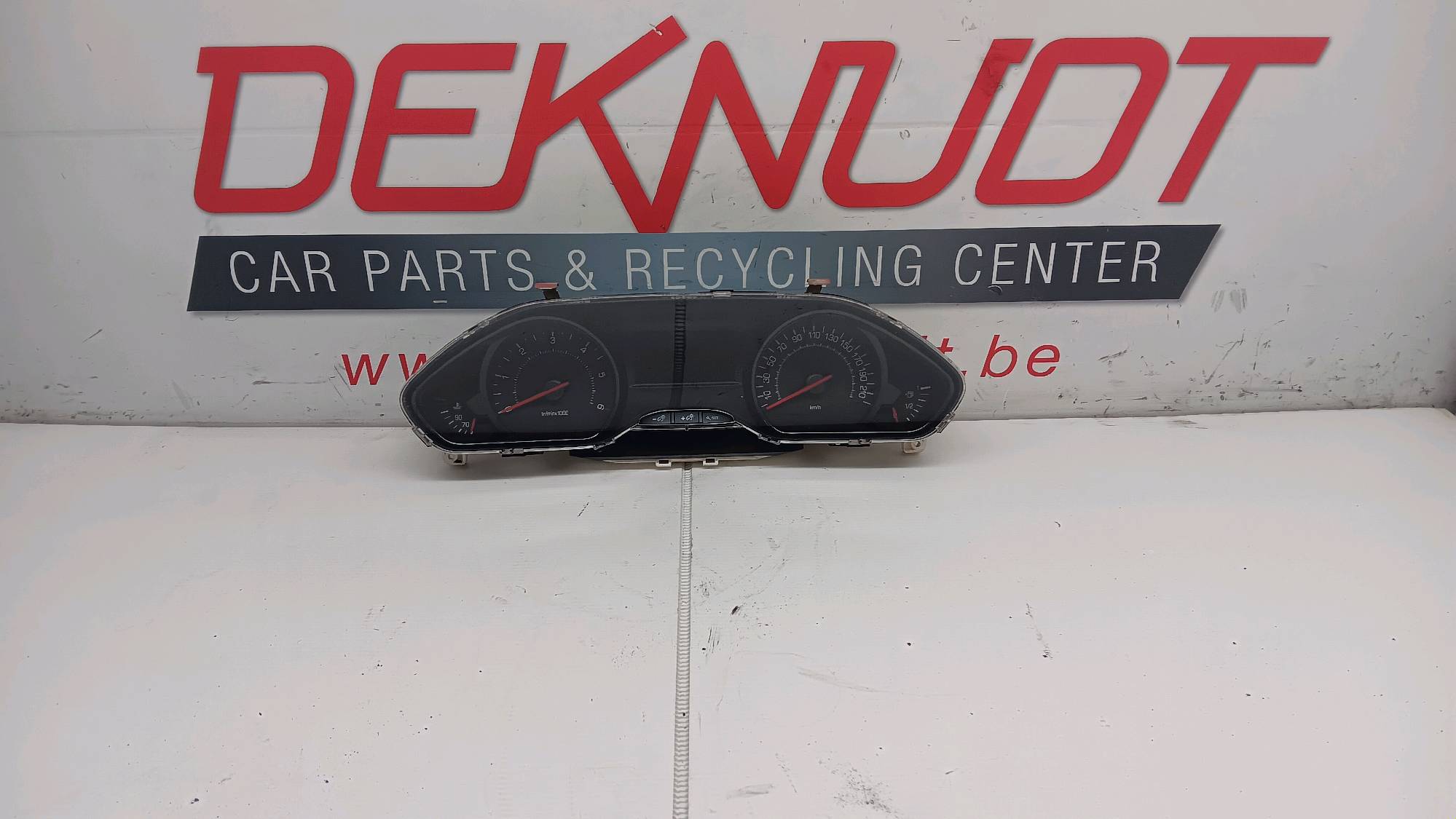 compteur kilométrique Peugeot 208 I 2012 - 2015