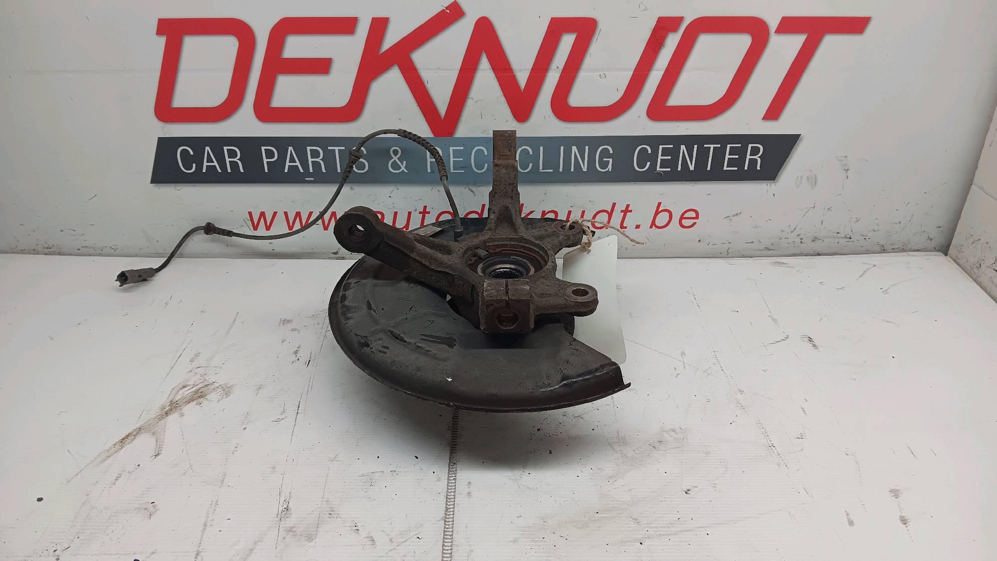 moyeu AV G Opel MOKKA 2013 -