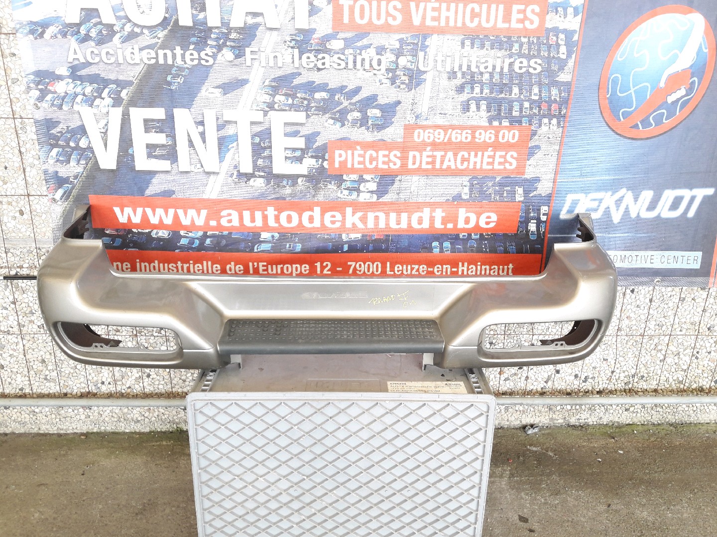 Bumper achter Nissan TERRANO II