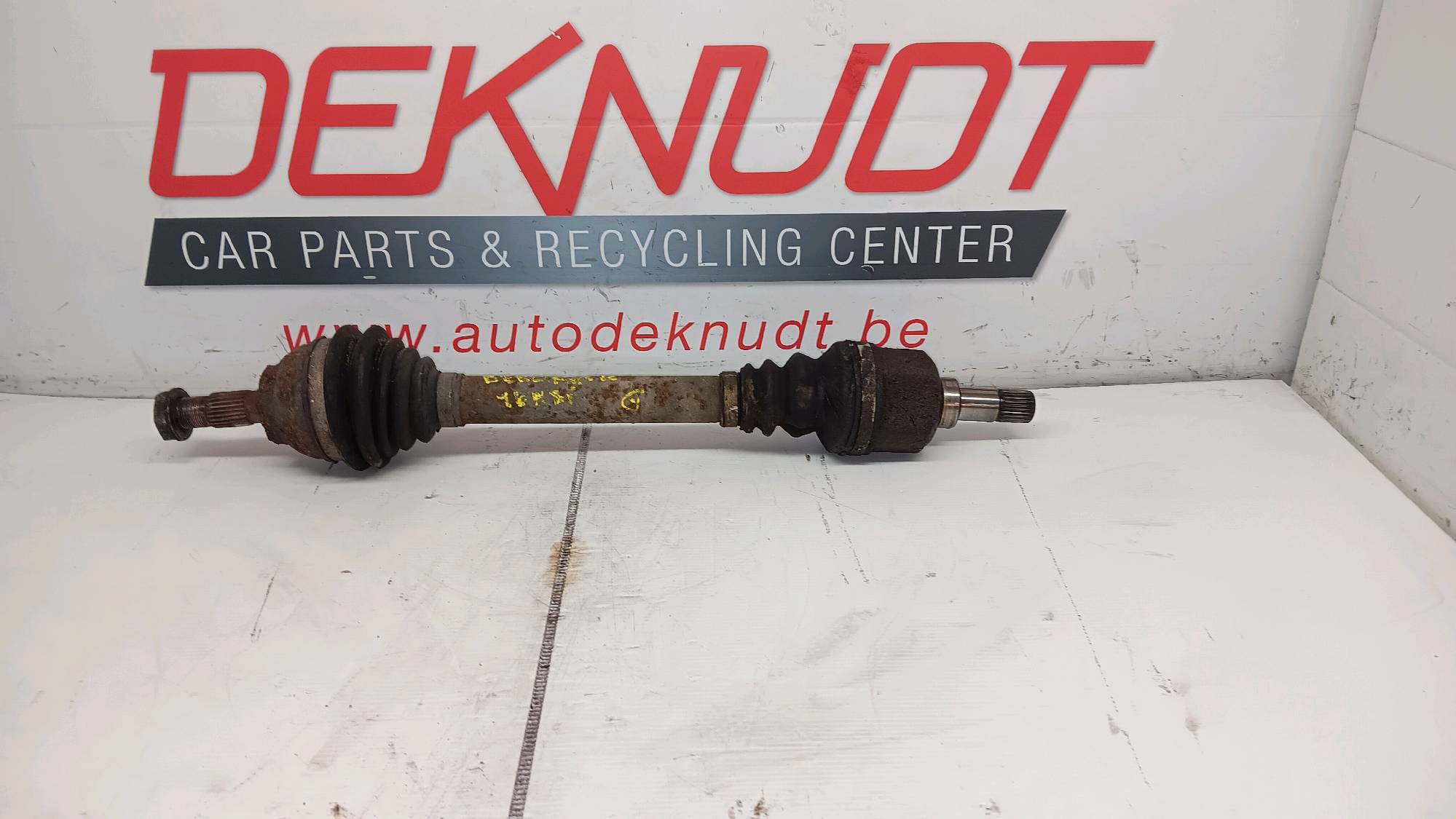 Kardan links voor Citroen BERLINGO II 2008 - 18