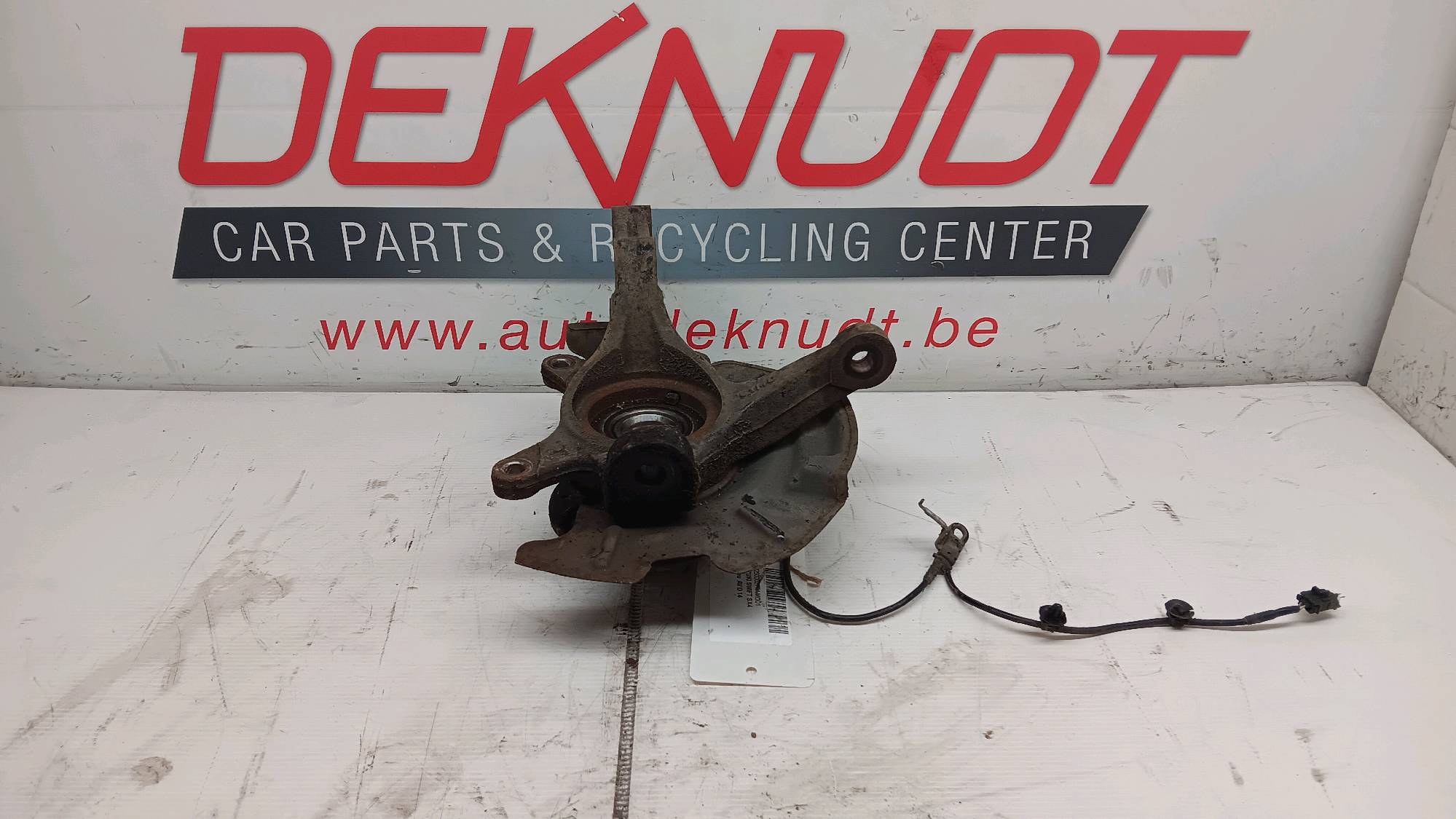 Fusee rechts voor Suzuki SWIFT SX4