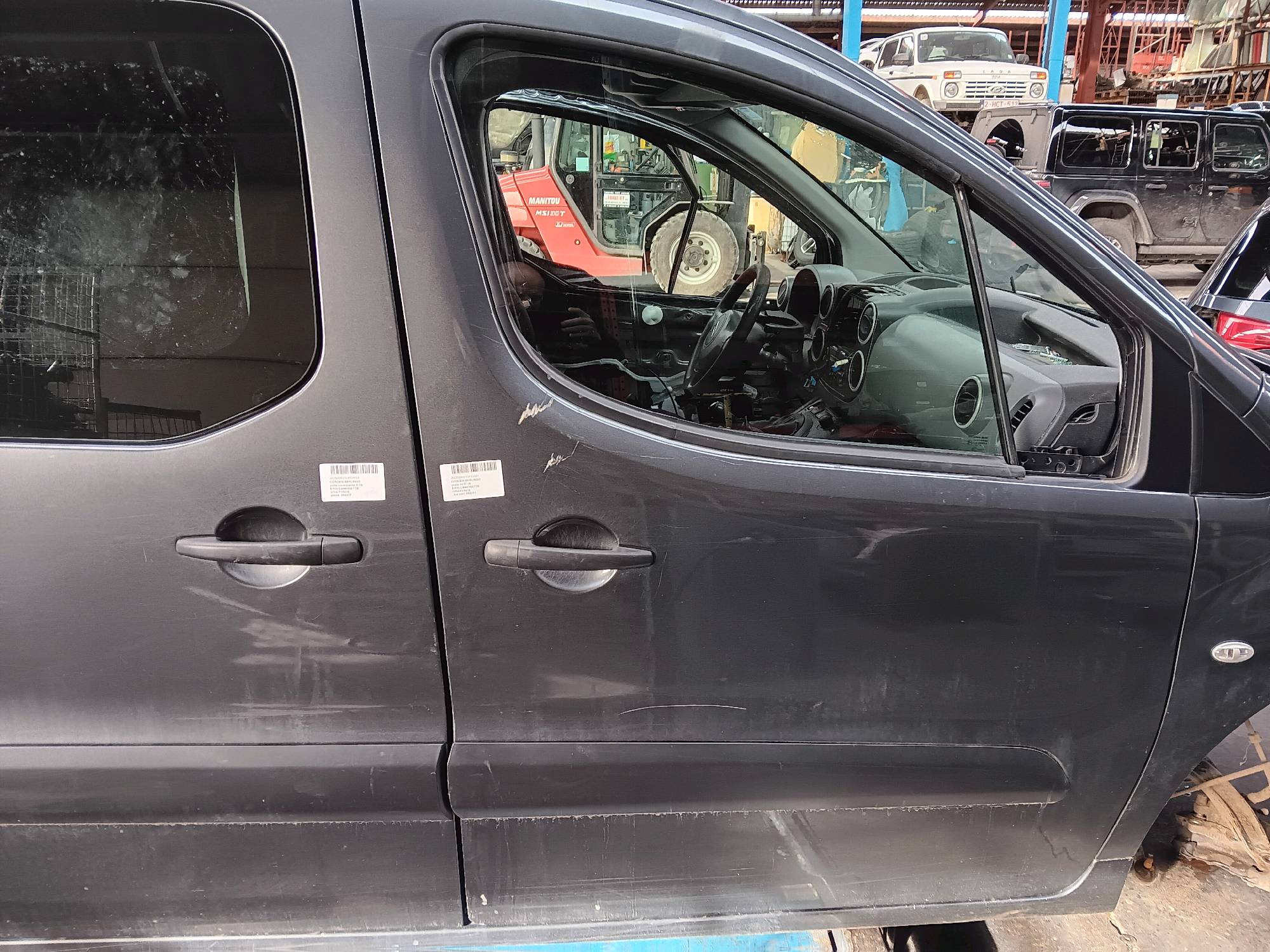 Deur rechts voor Citroen BERLINGO II 2008 - 18