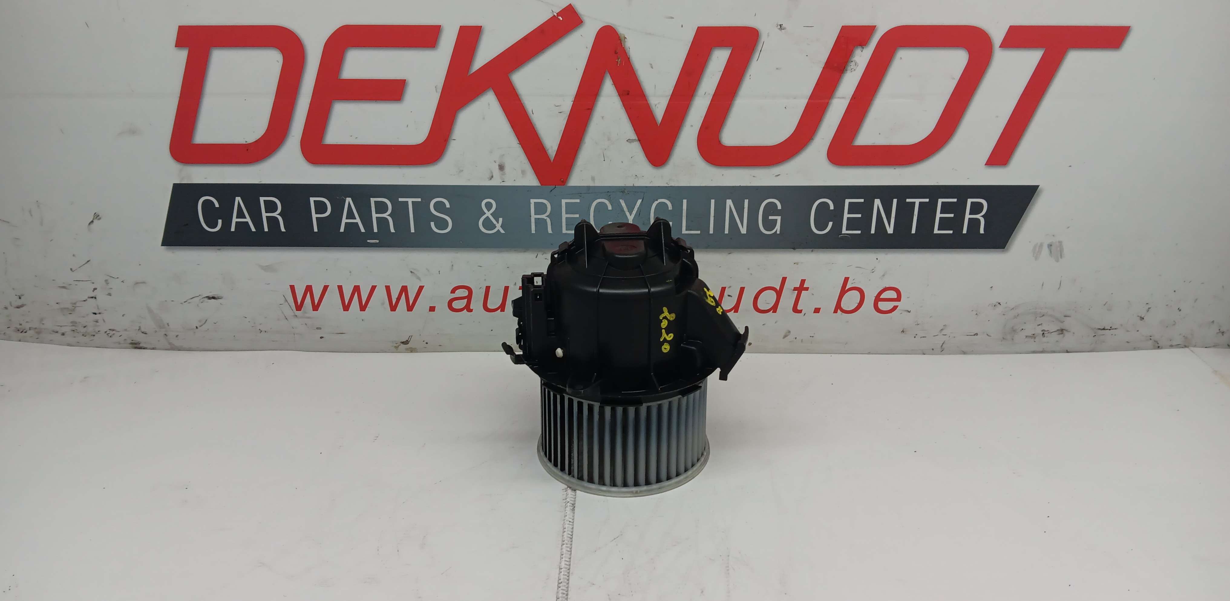 ventilateur chauffage Peugeot 208 2019 -