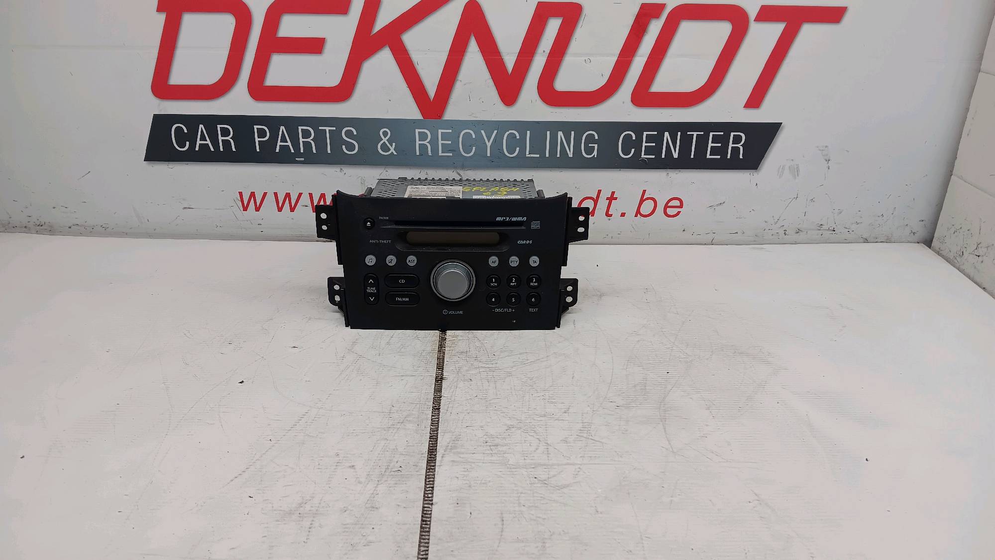 Radio Suzuki SPLASCH 2008 - 15