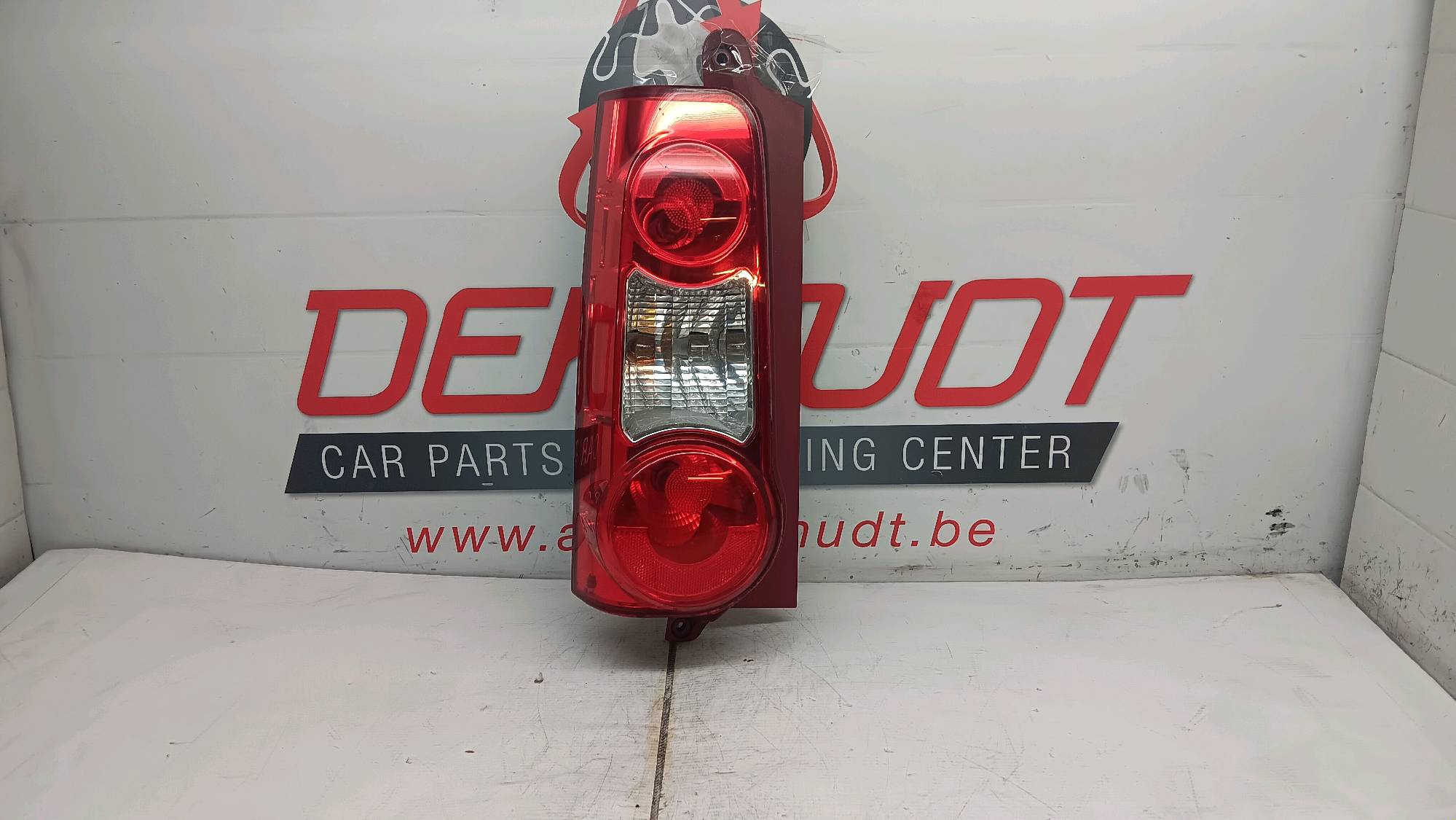 Lichtblok links achter Peugeot PARTNER II 2008 - 18