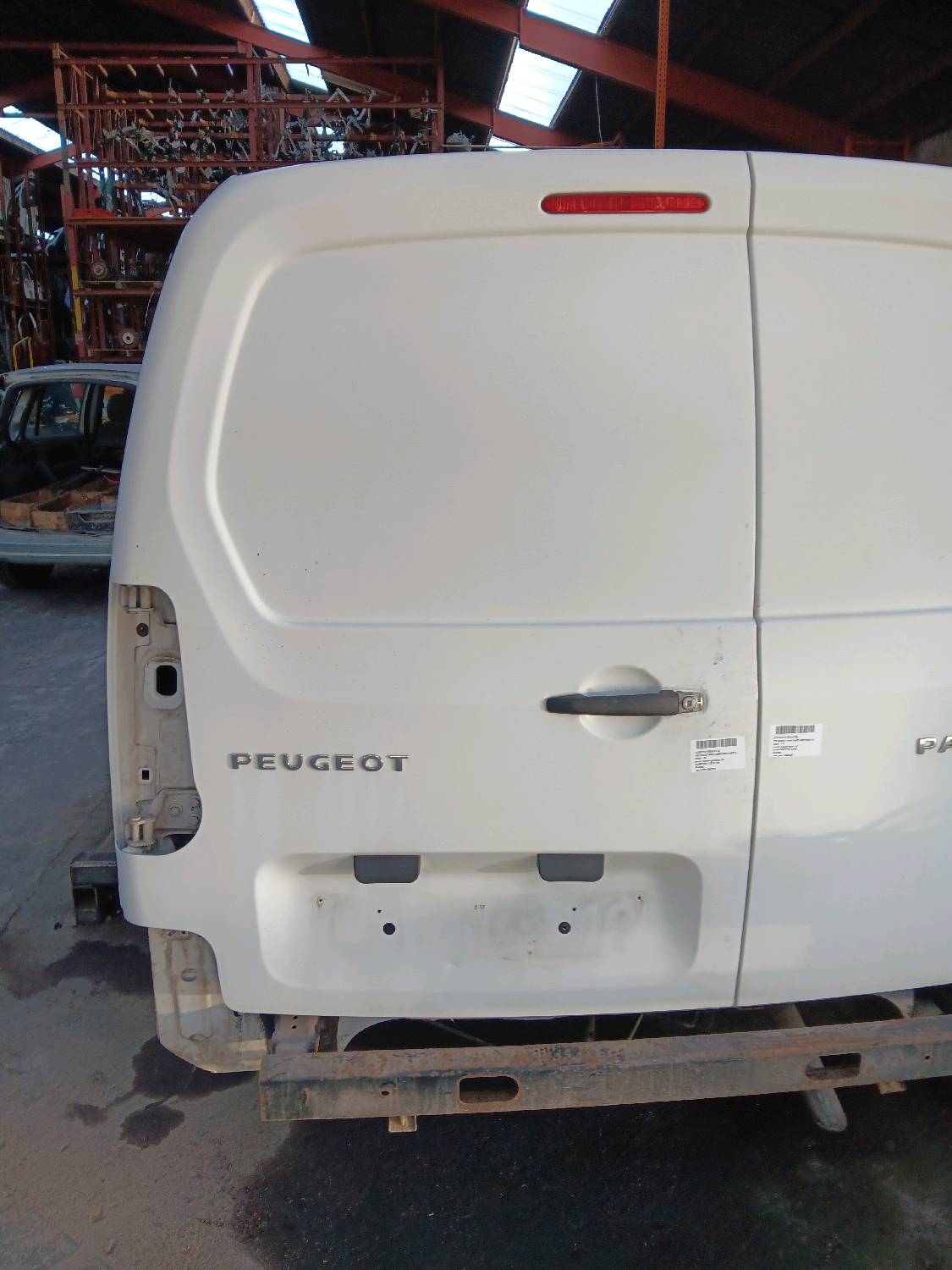 Achter deur koffer links Peugeot PARTNER II 2008 - 18