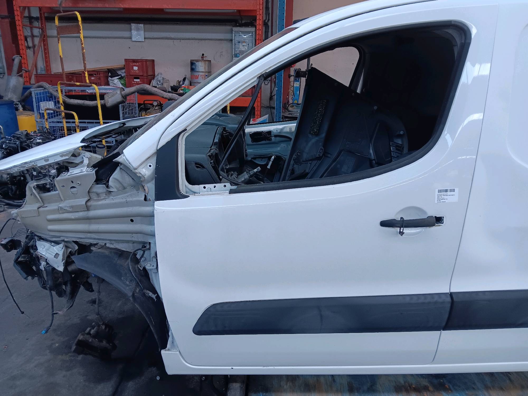 Deur links voor Peugeot PARTNER II 2008 - 18