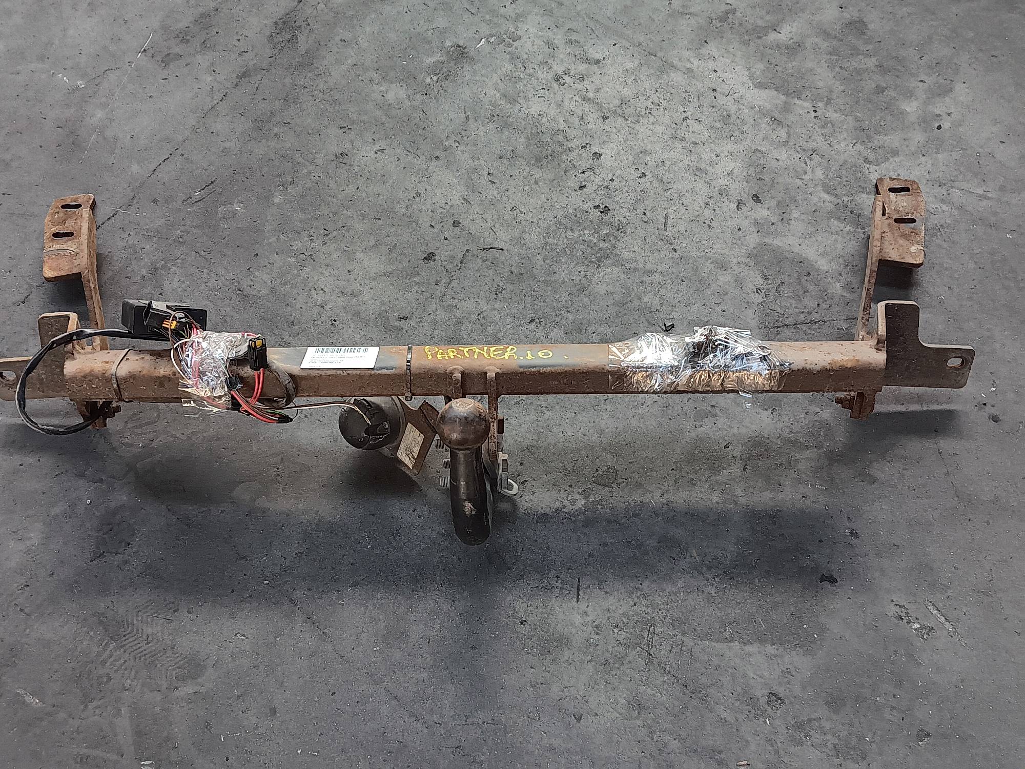 Crochet Peugeot PARTNER II 2008 - 18