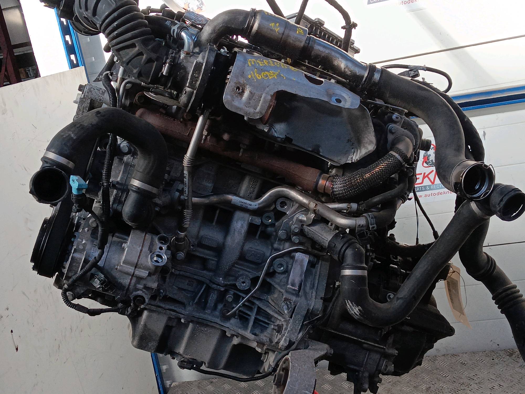 1. Motor Opel Meriva