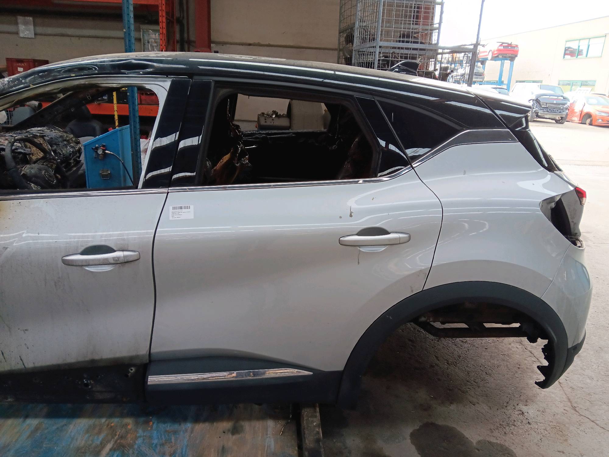 Deur links achter Renault Captur II 2019 -