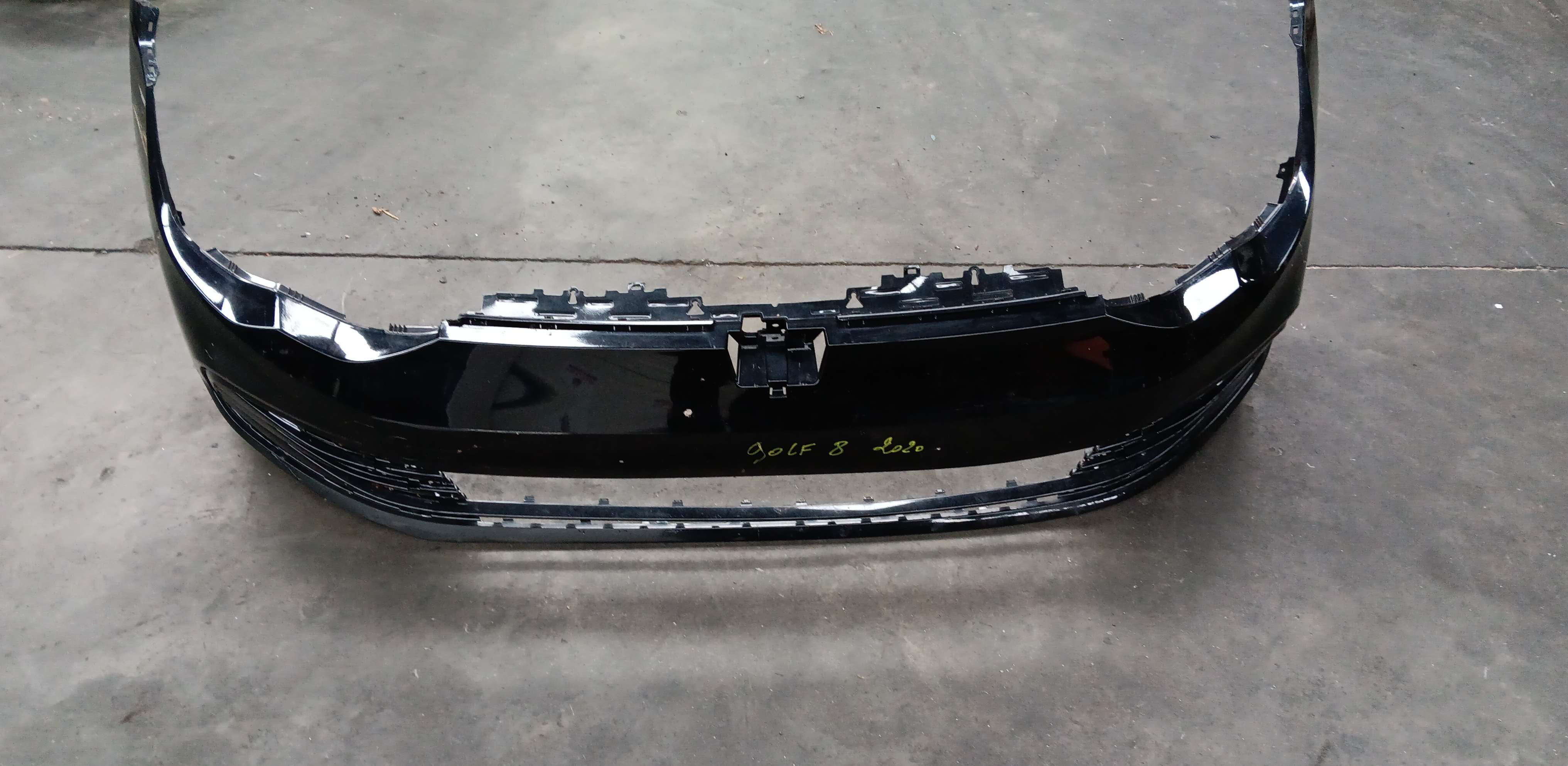 pare choc avant Vw GOLF 8 2019 -