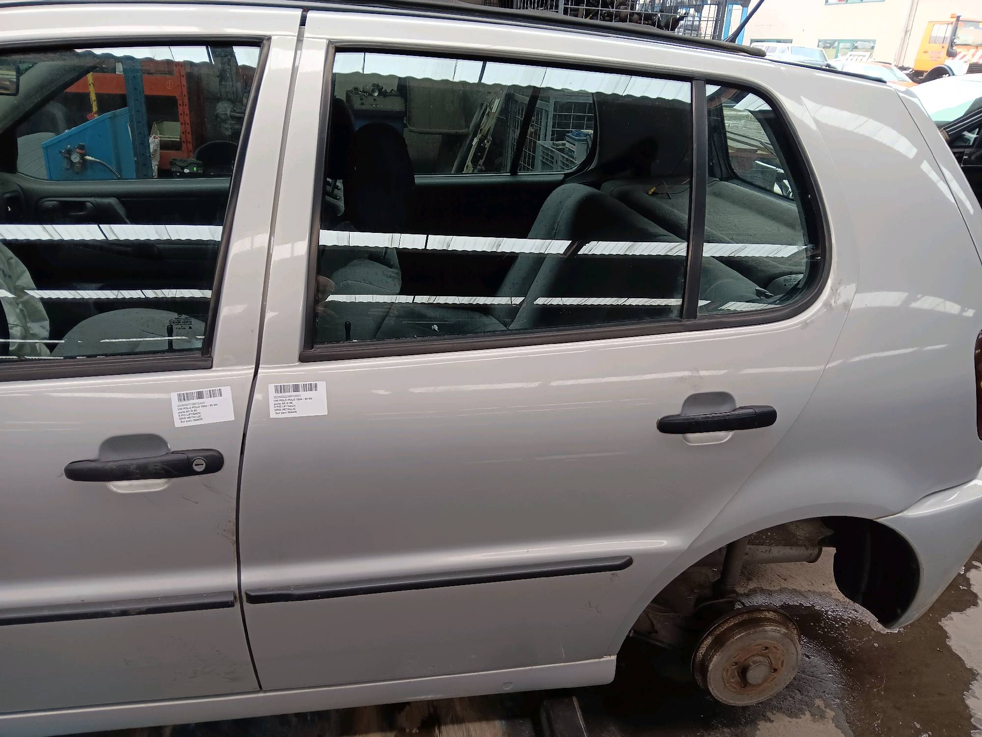 Deur links achter Vw POLO 1994 - 99 6N