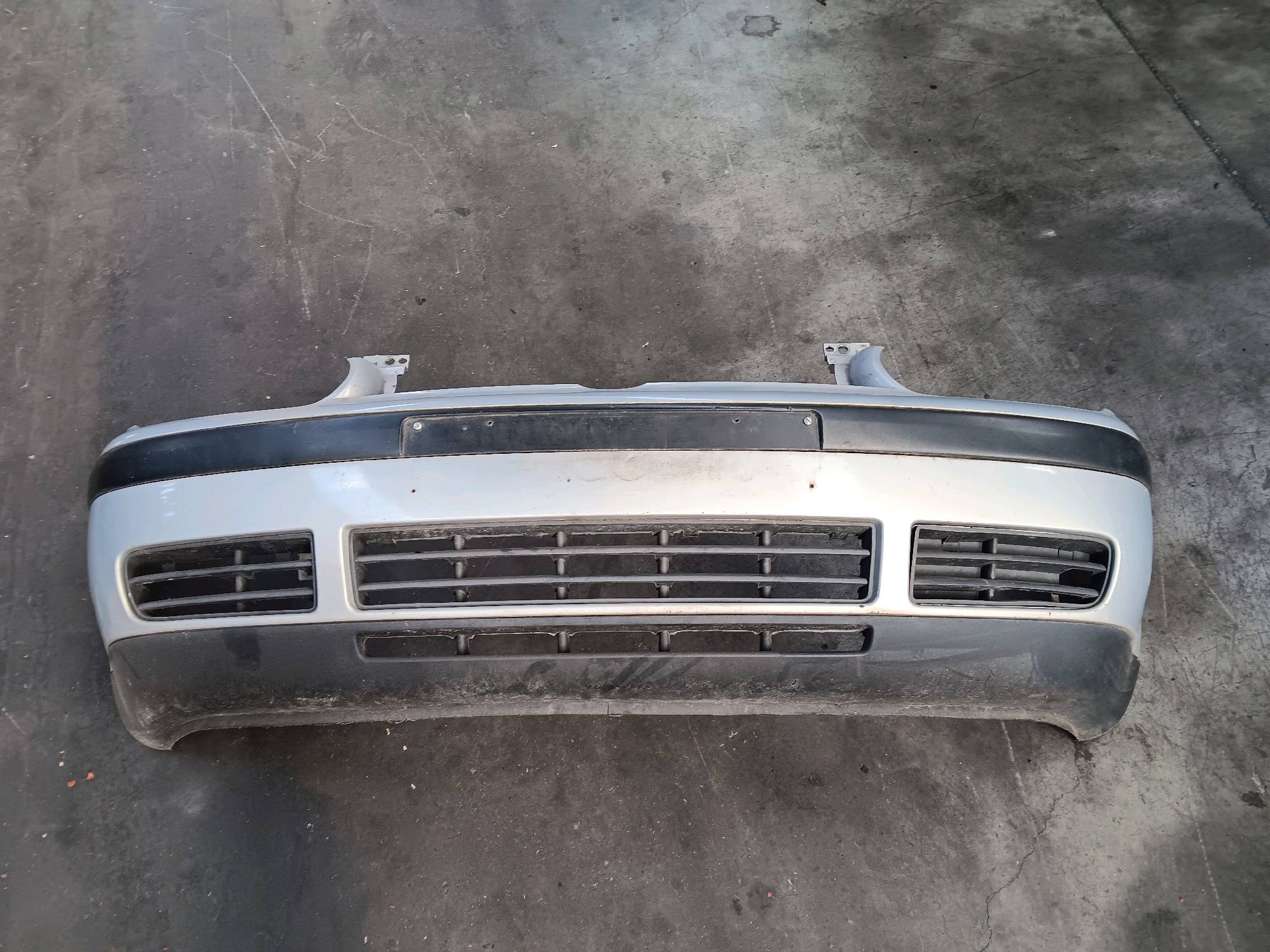 pare choc avant Vw GOLF 4 1997 - 03