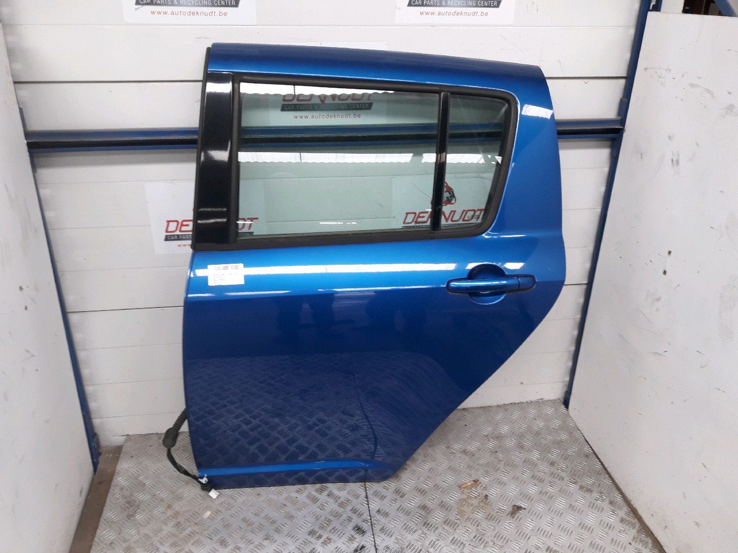 Deur links achter Suzuki SWIFT II 2004 - 10 MZ