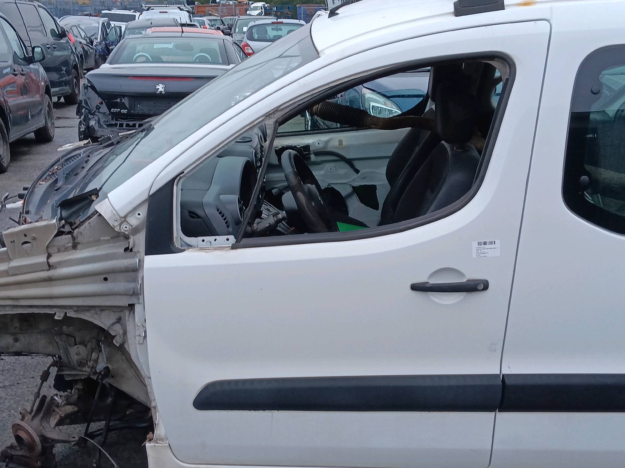 Deur links voor Citroen BERLINGO II 2008 - 18