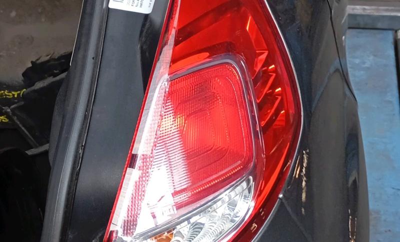 Lichtblok rechts achter