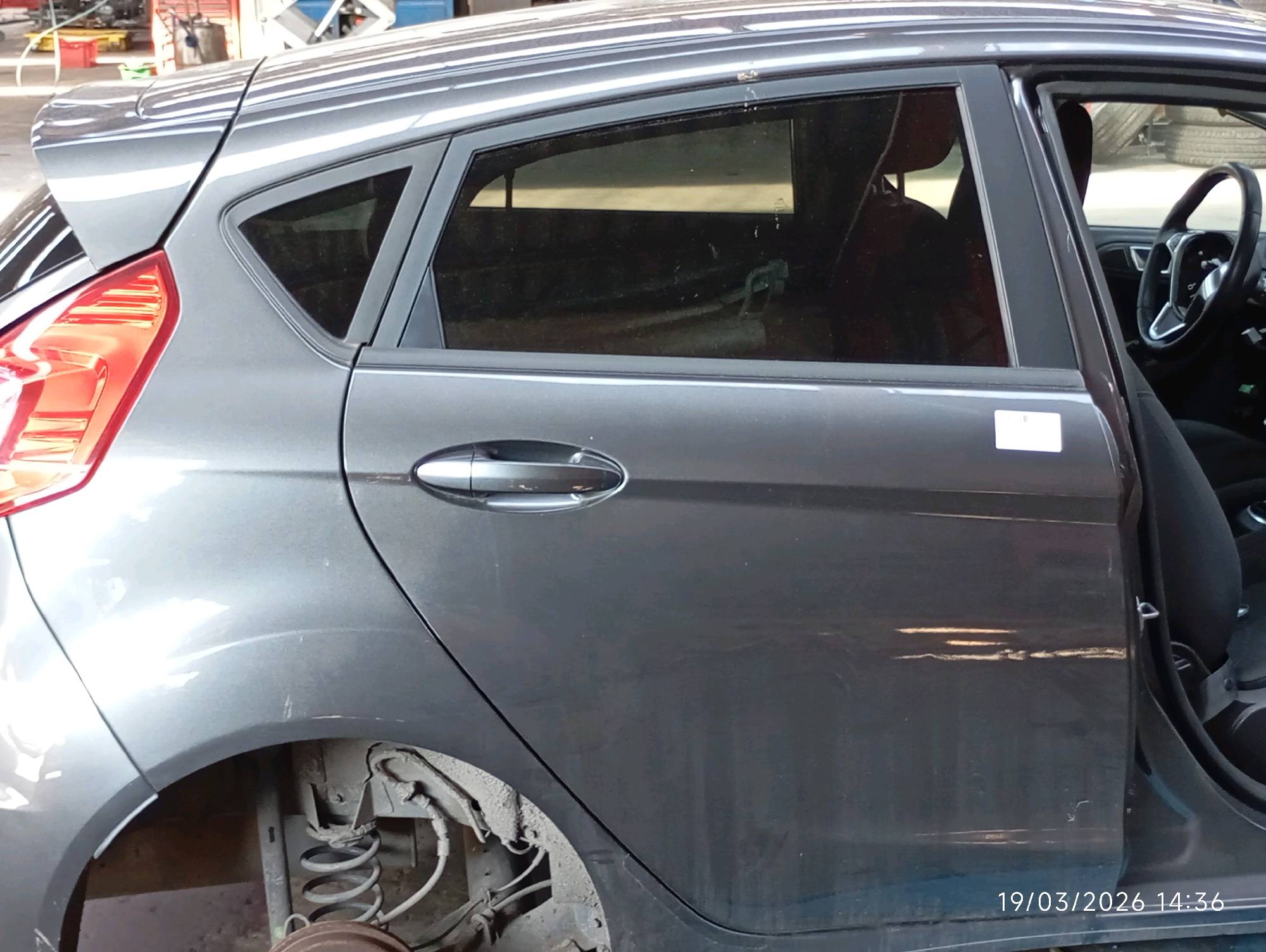 Porte arrière droit Ford FIESTA 6 2012 - 17