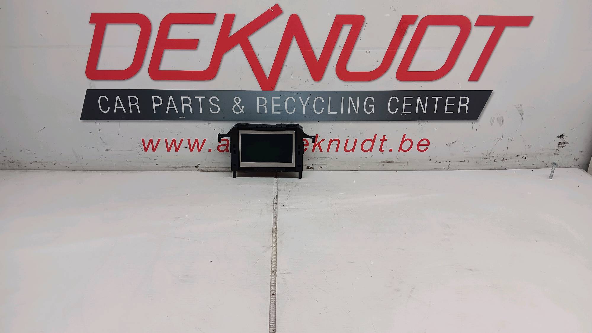 Scherm Ford FIESTA 6 2012 - 17