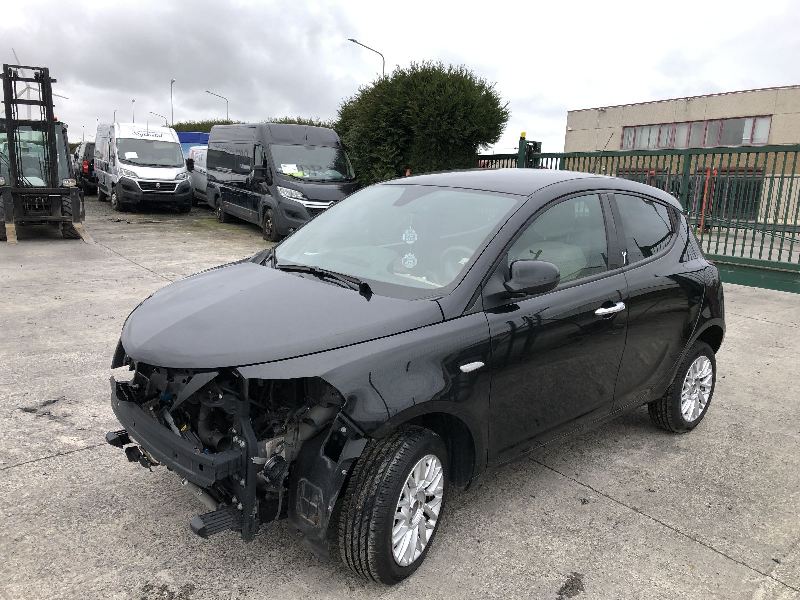 Buiten spiegel Links Elec Lancia YPSILON II 2011 - 17