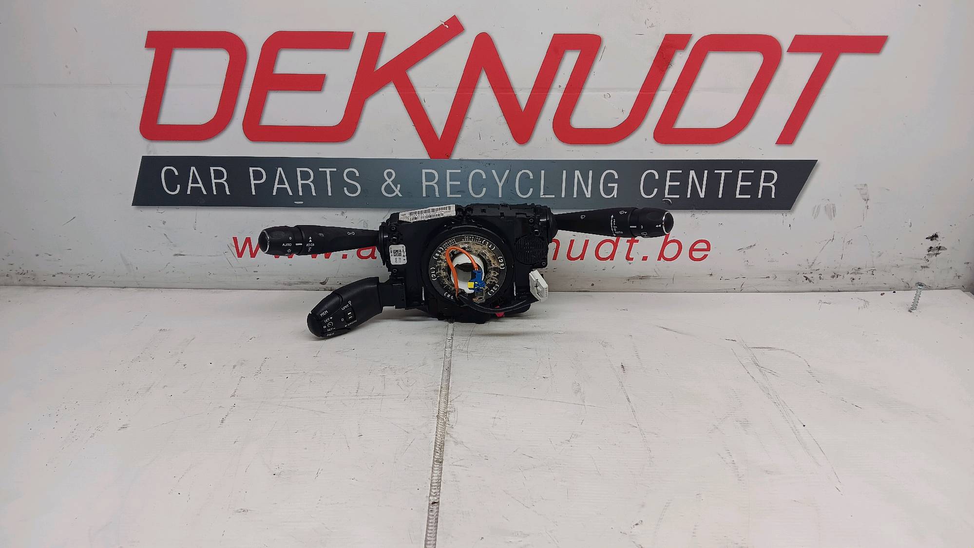 commodo Peugeot 308 II 2013 - 21