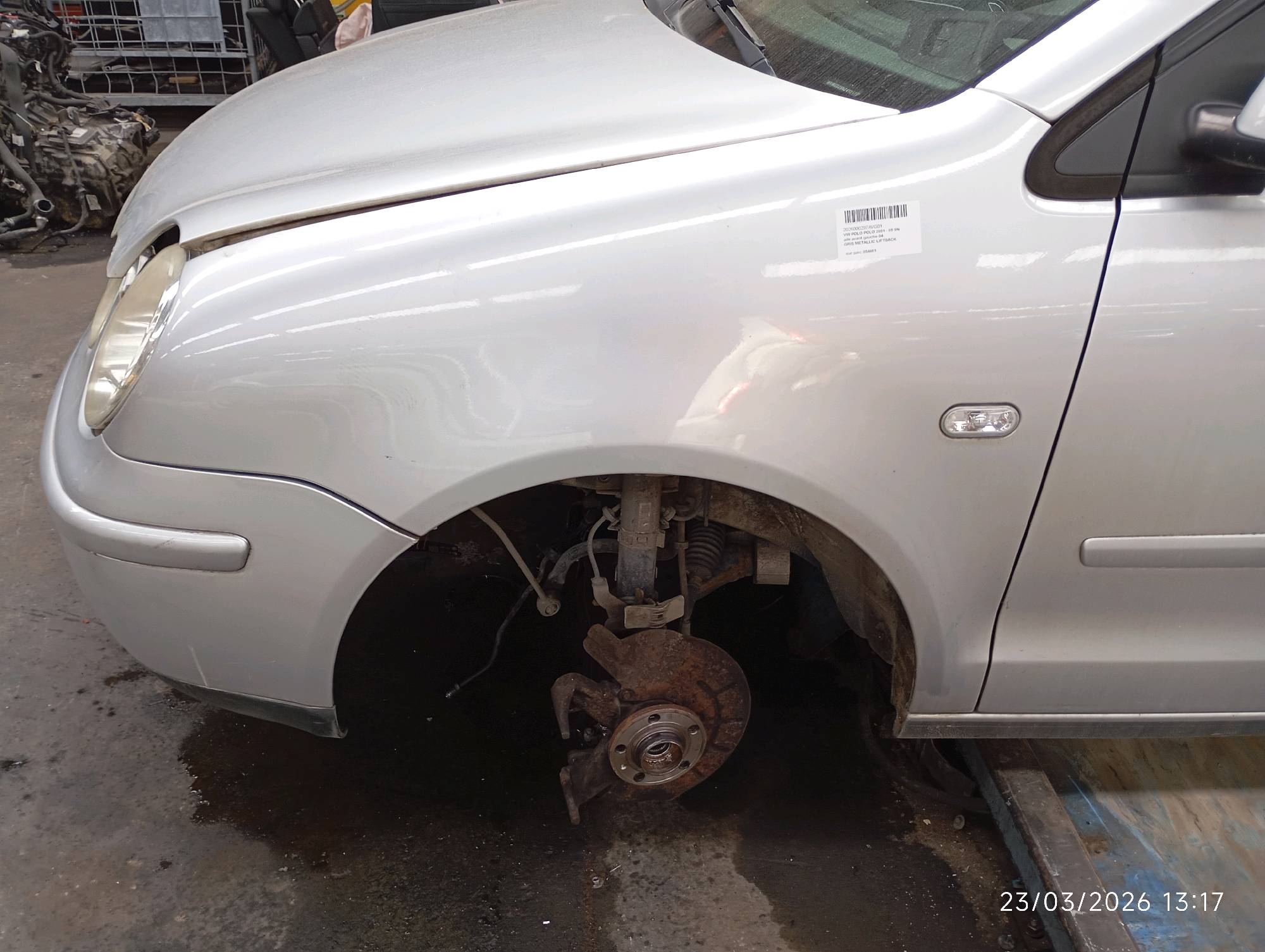 Vleugel links voor Vw POLO 2001 - 05 9N