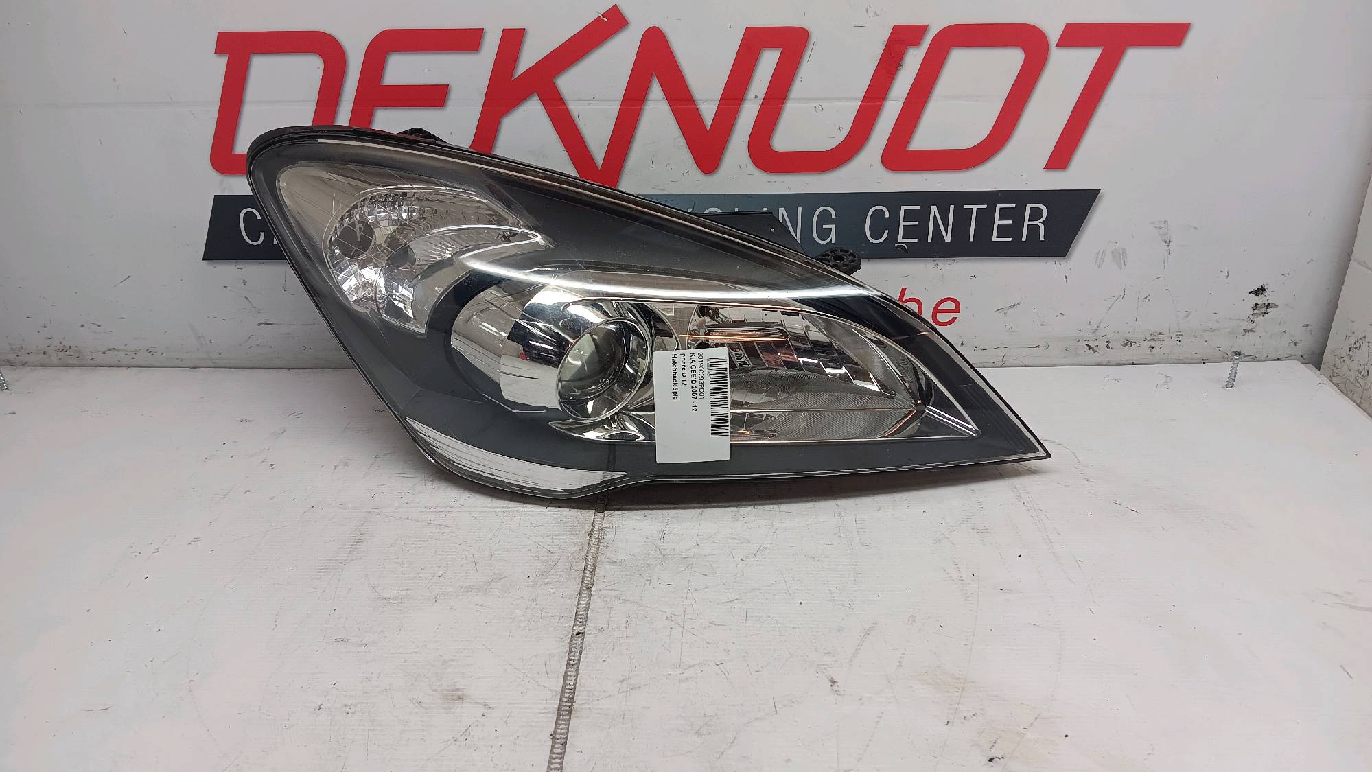 Koplamp rechts voor Kia CEE D I 2006 - 12