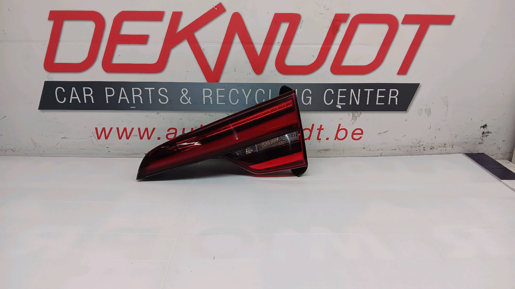 Lichtblok rechts achter koffer Audi A4 B9 2015 - 18