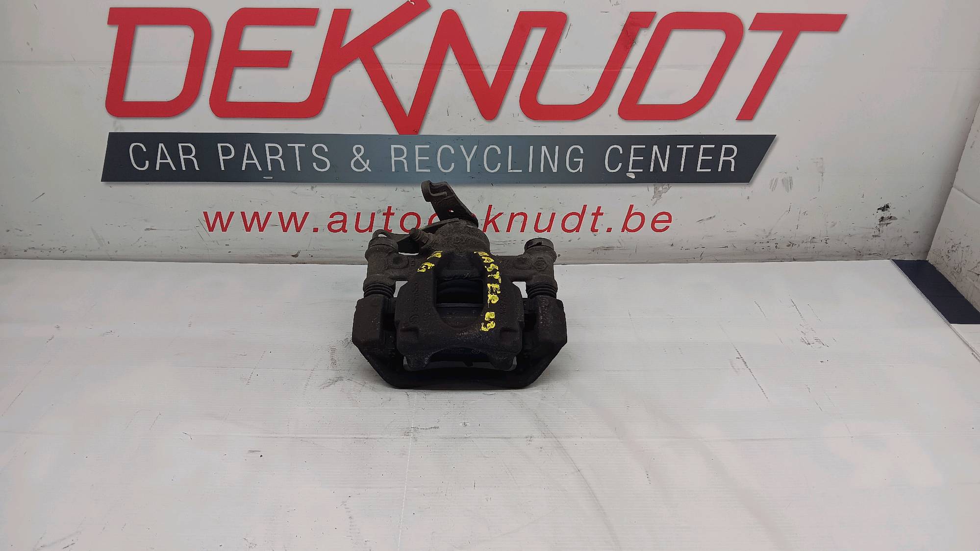 Remschijf links ACHTER Renault MASTER III 2019 - 23