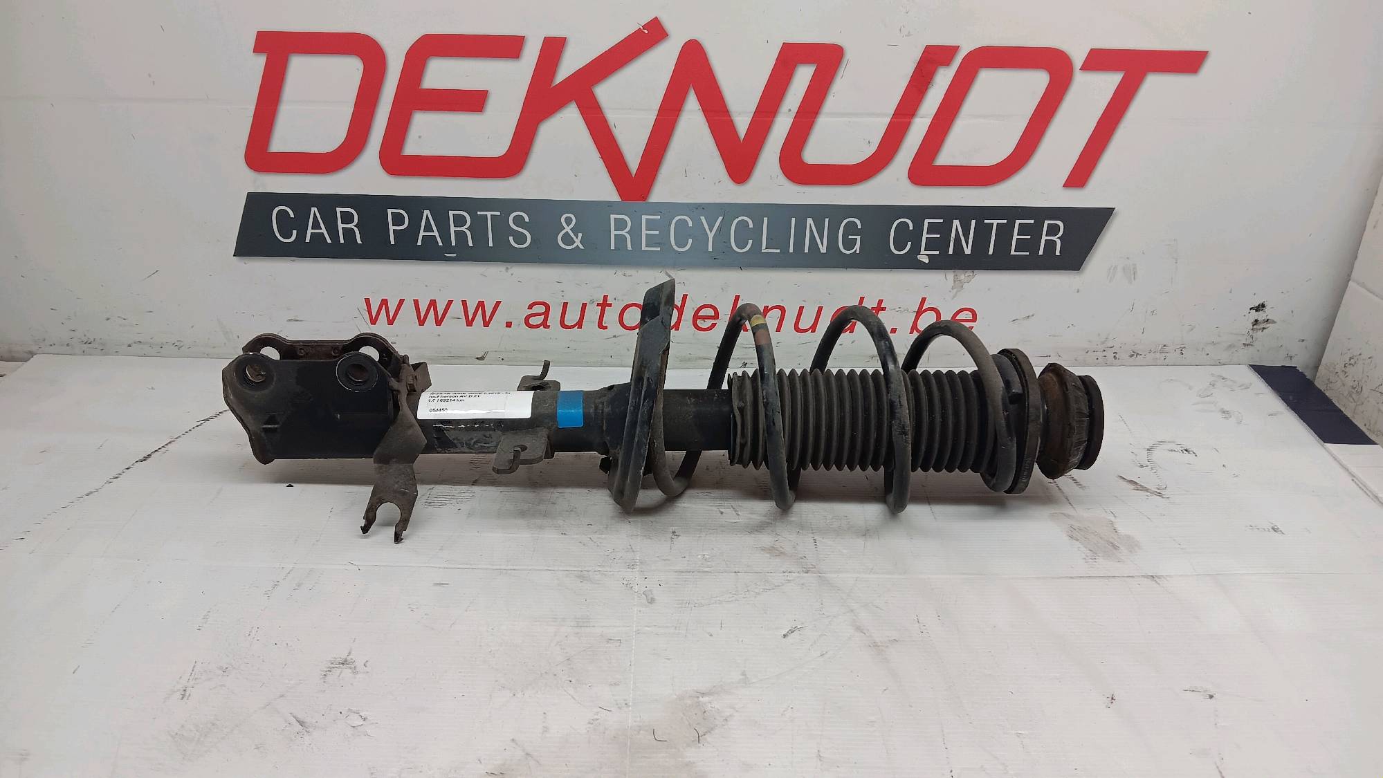 mcPherson AV D Nissan JUKE II 2019 - 24