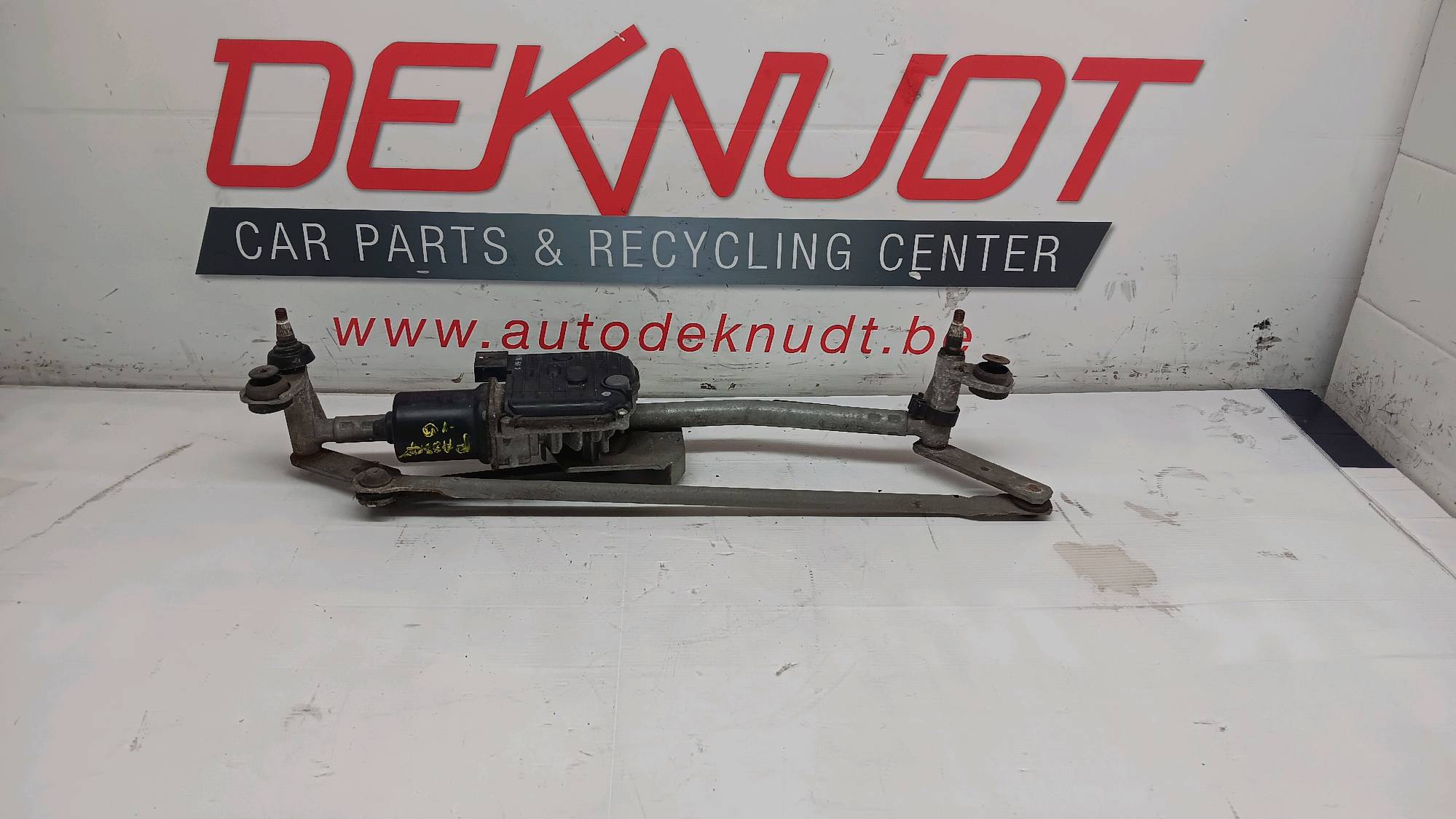 Moteur essui glace avant Vw PASSAT B7 2010 - 14 3AA