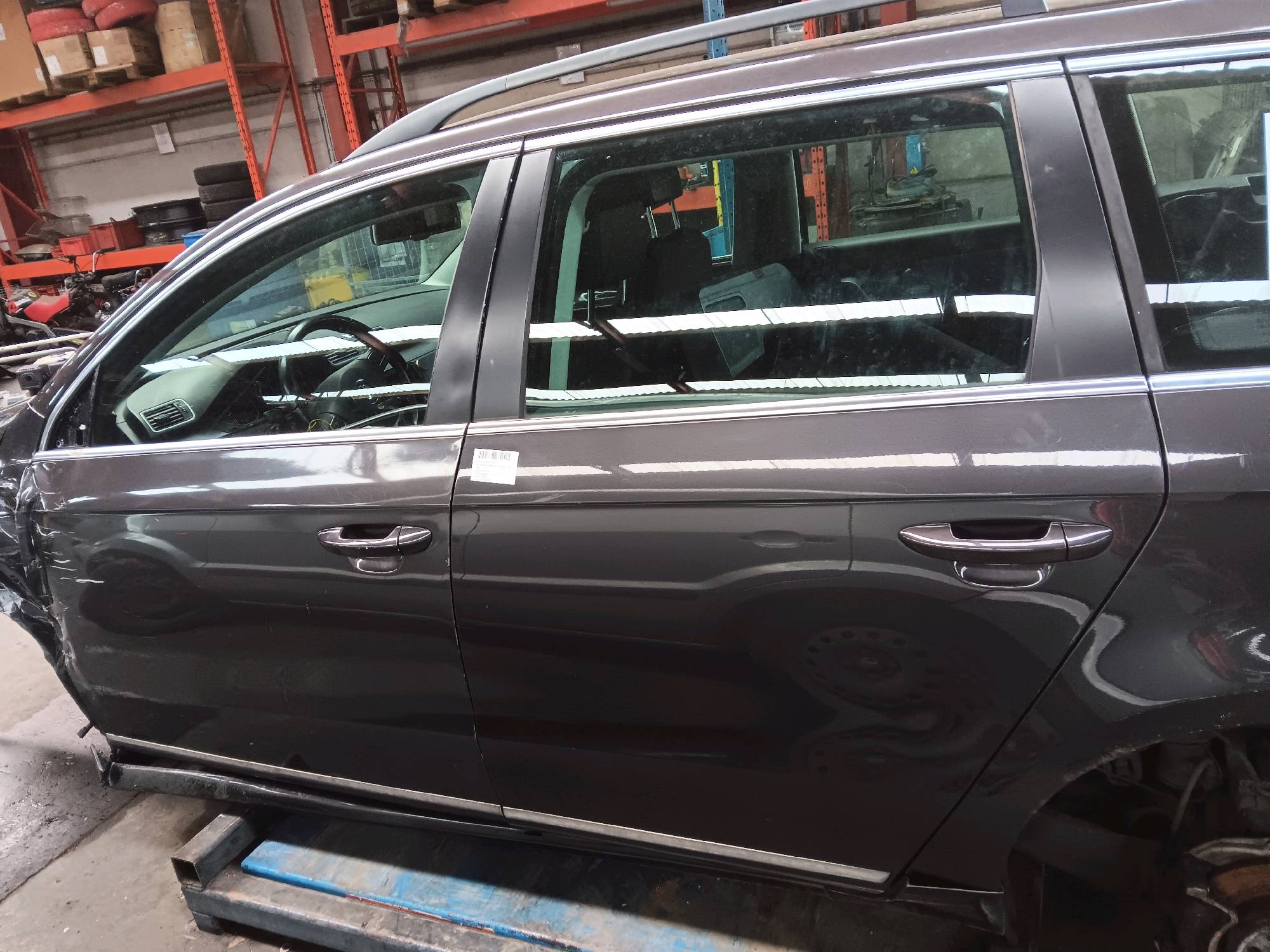 Deur links achter Vw PASSAT B7 2010 - 14 3AA