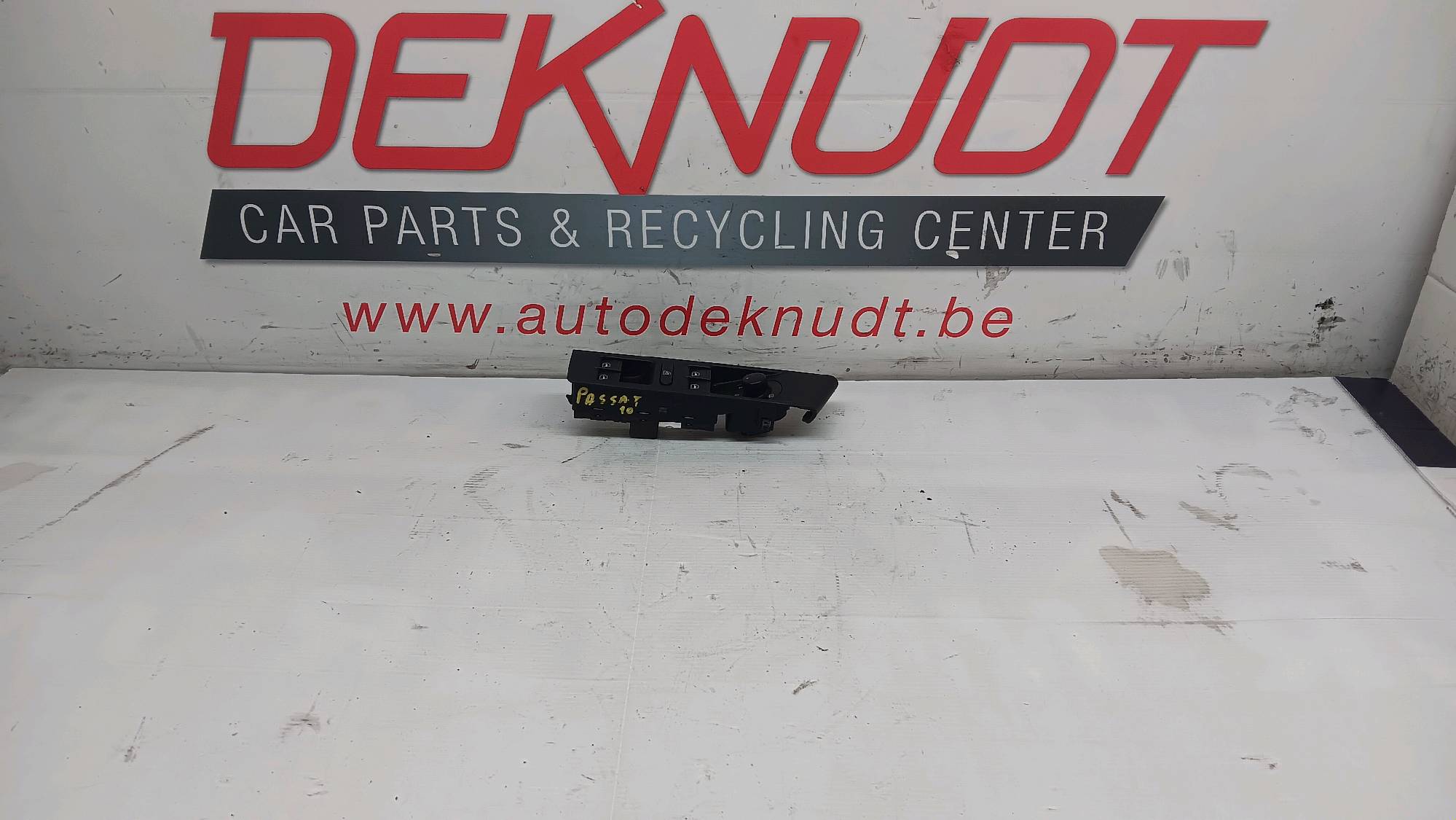 Commande  Vw PASSAT B7 2010 - 14 3AA