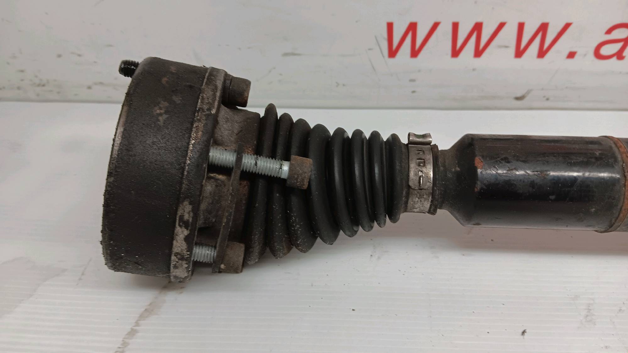 Kardan rechts Vw PASSAT B7 2010 - 14 3AA