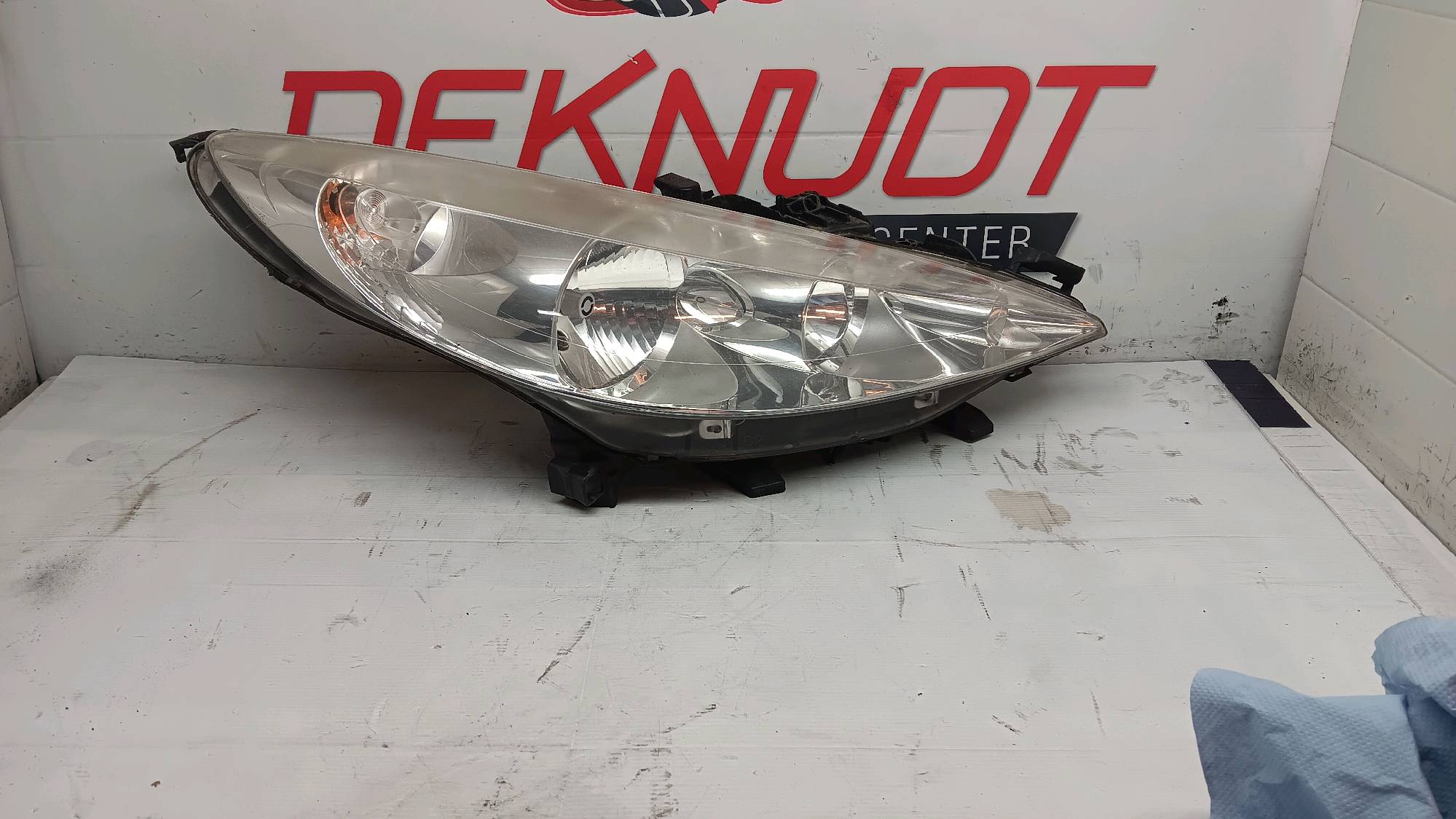 phare D Peugeot 207 2006 -12