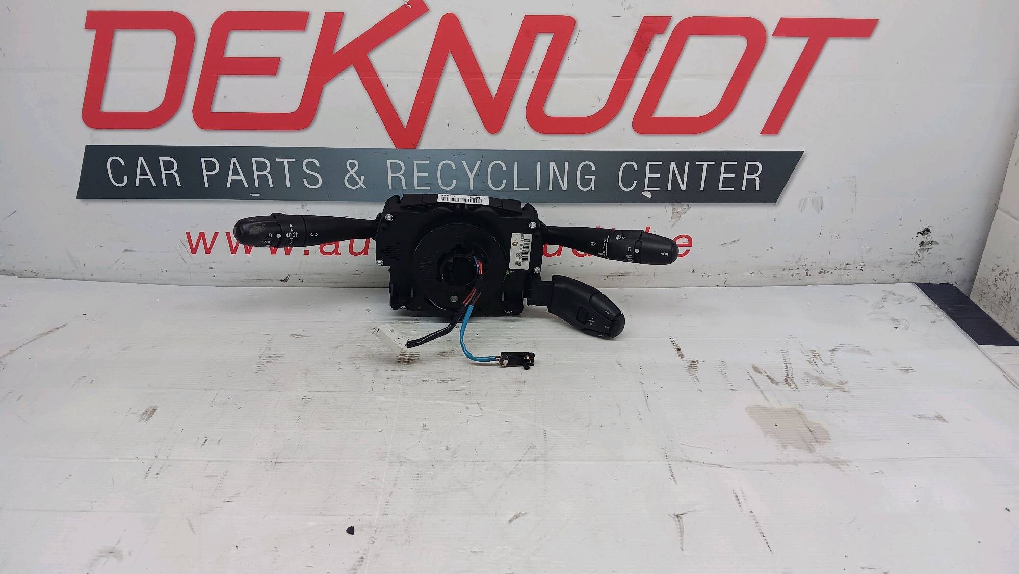 commodo Peugeot 207 2006 -12