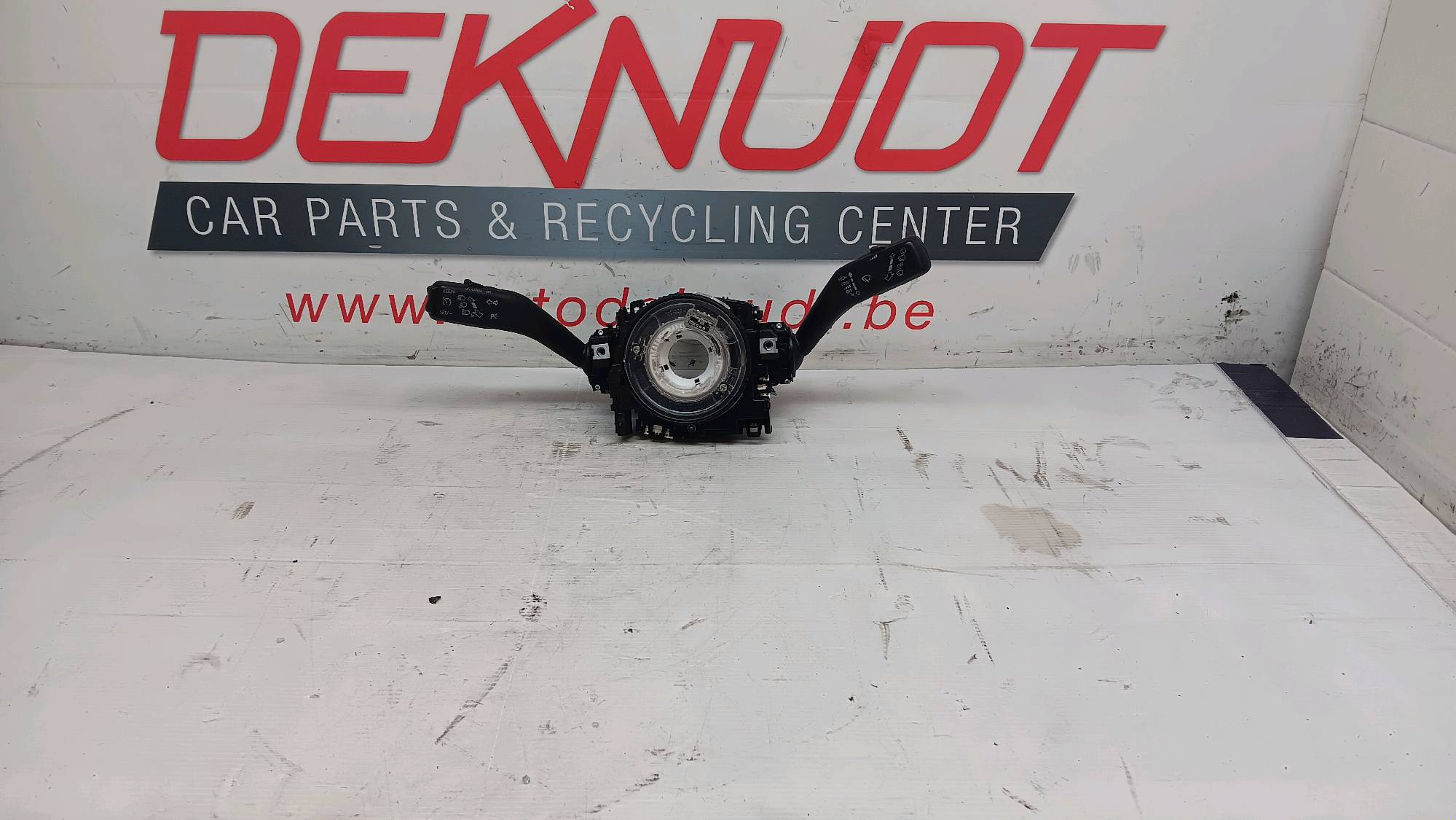 commodo Vw GOLF 6 2008 - 12